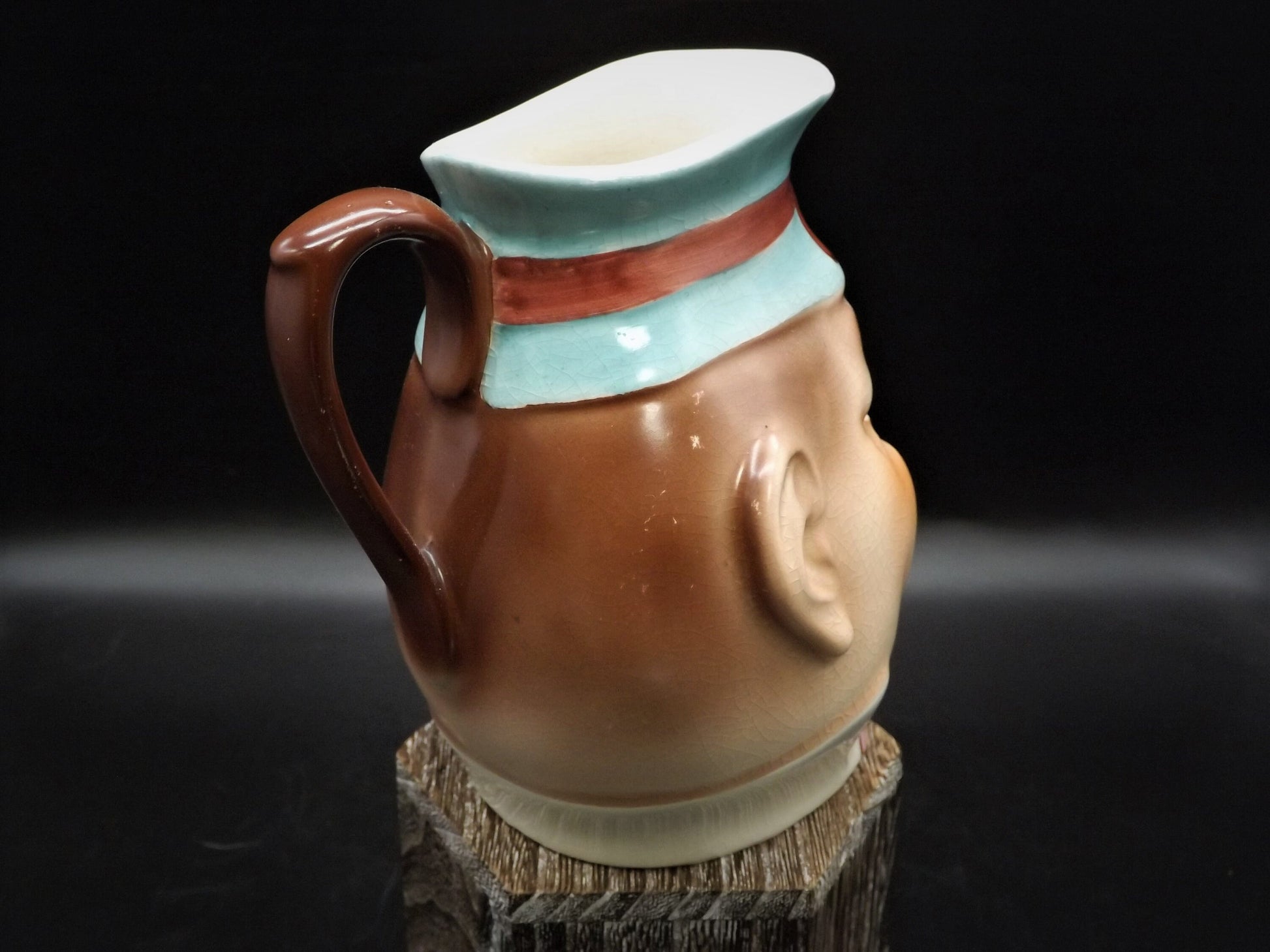 Sarreguermines Majolica Pitcher: 1880s Bow-Tied Gentleman