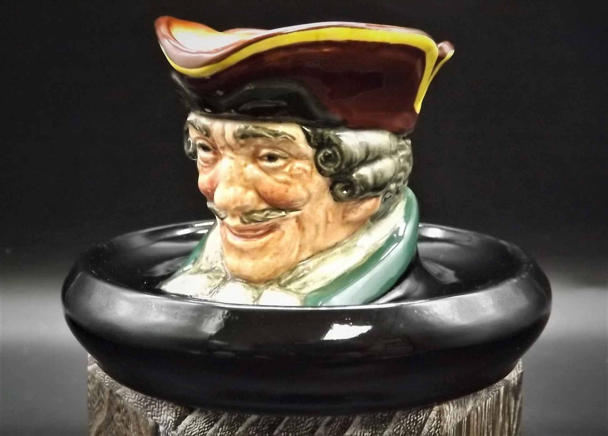 Vintage 1930's Royal Doulton Doultonville Collection Character jug D-5601 "Dick Turpin" Match holder ashtray. Excellent condition no box.