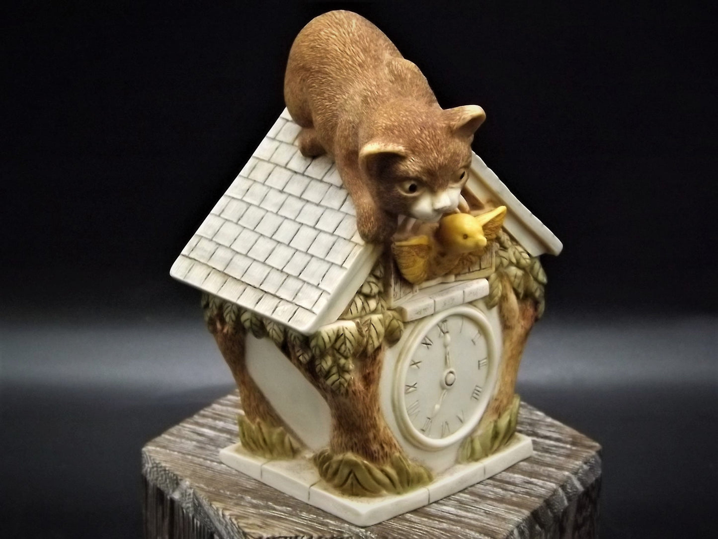 Harmony Kingdom Play Time Cats on Clock Figurine - Limited Edition #695/1200