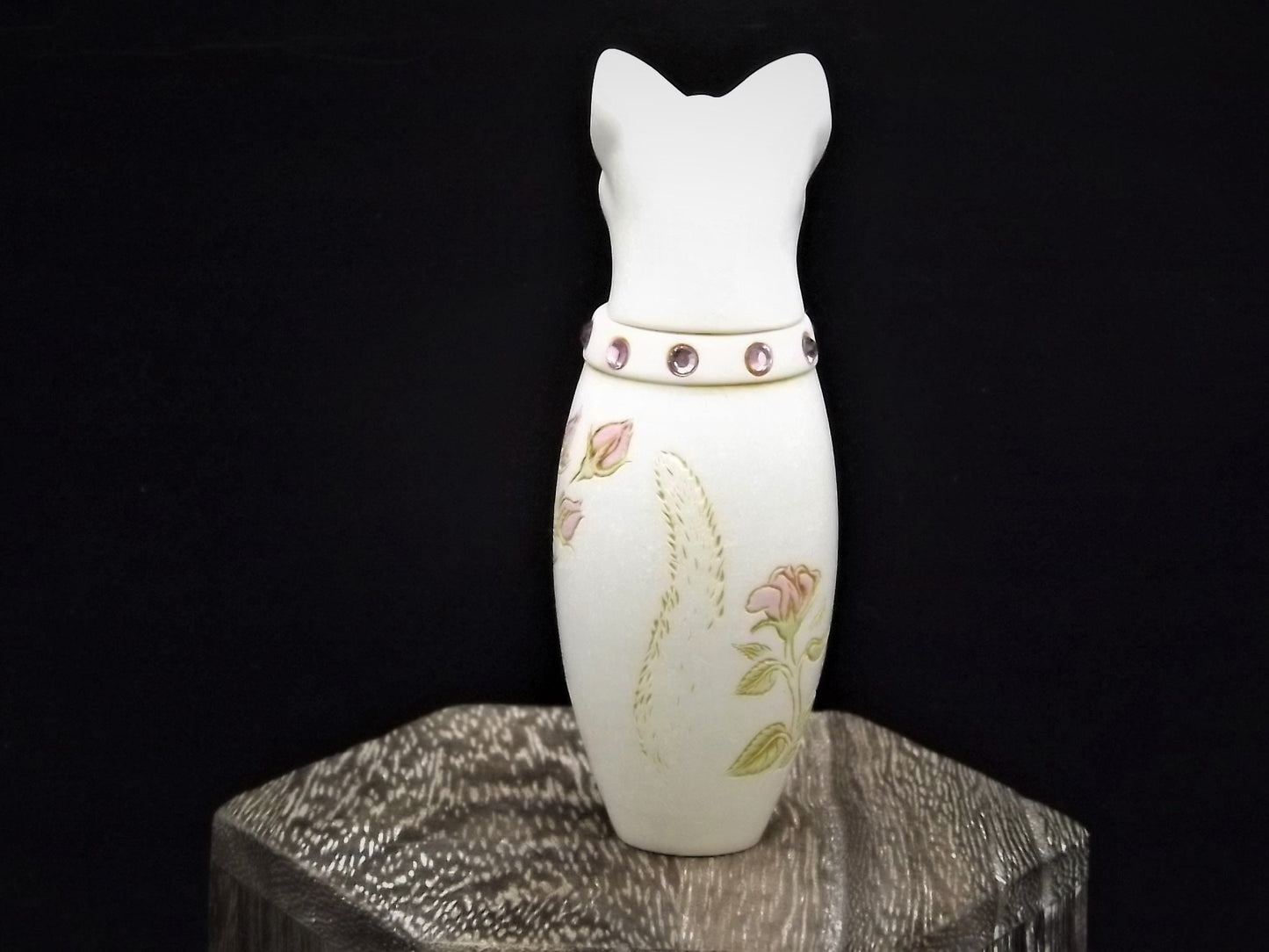Adam Binder Editions "Monty" - Ivory Cat Figurine - Limited Edition #405/500