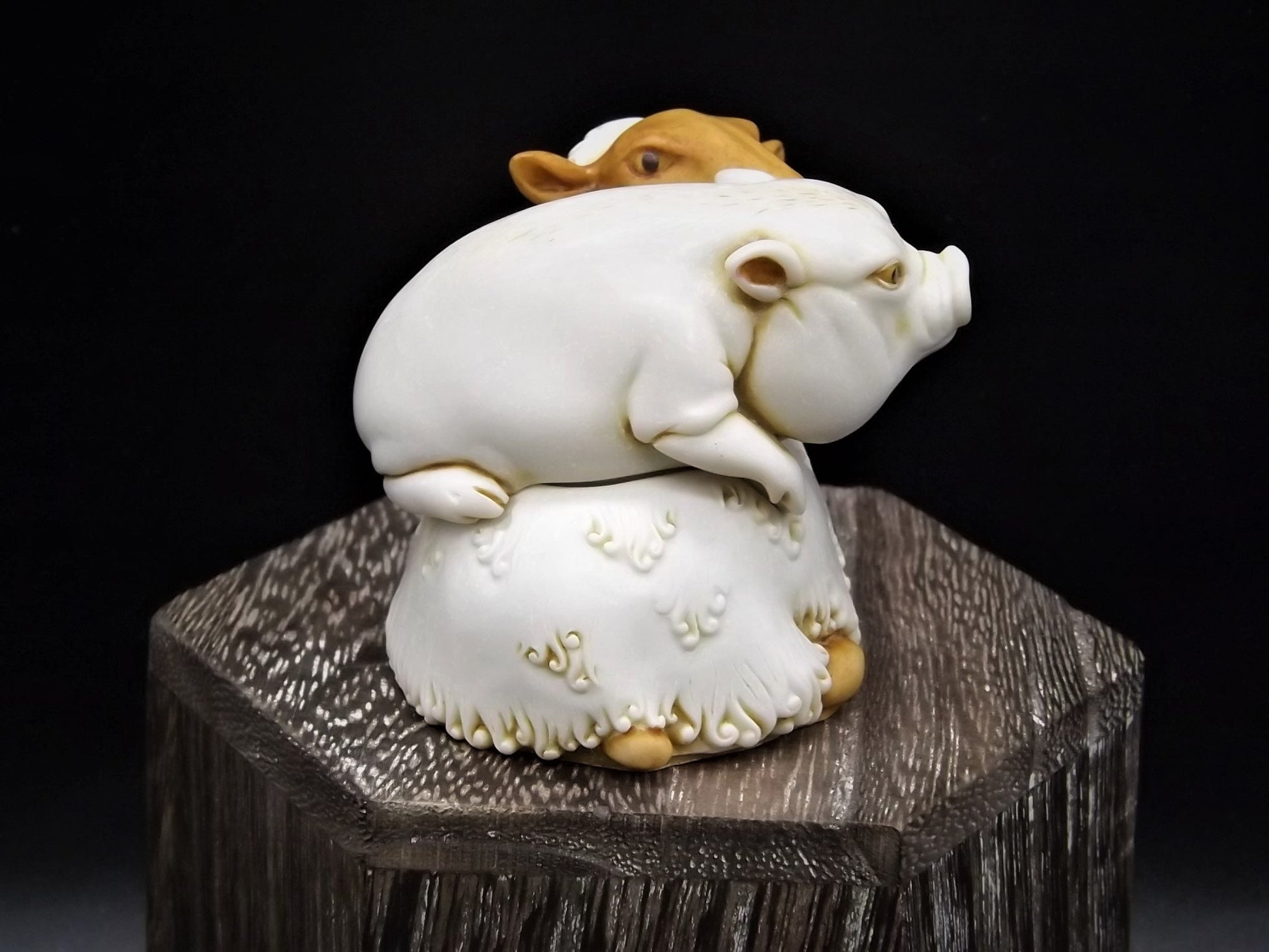 Adam Binder "Piggy Back" Figurine: A Country Affair 2003, Limited Edition