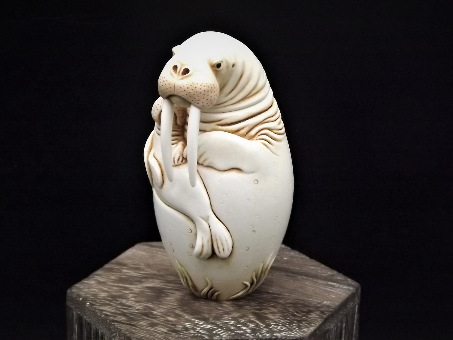 Adam Binder "Coo Coo Kachoo" Walrus Figurine: Limited Edition #85/250