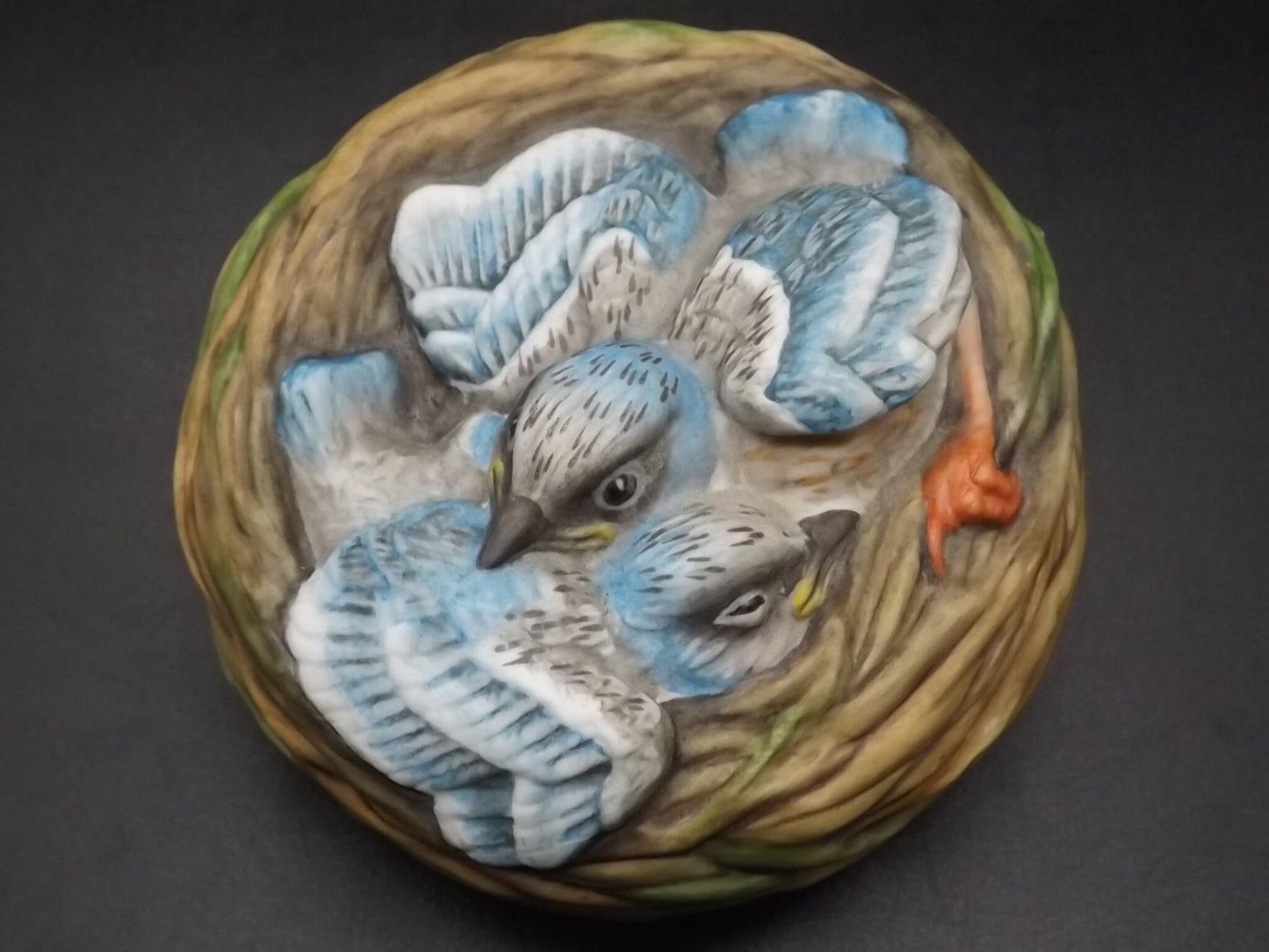 Closeout Sale! Vintage 1970's Boehm "Baby Buntings" baby birds in a nest. Excellent condition!