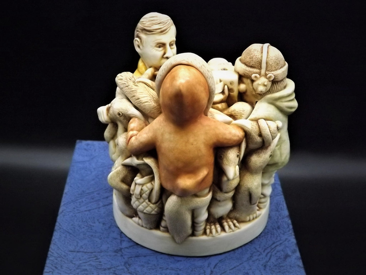 Closeout Sale! Retired 1994 Harmony Kingdom "Antarctic Antics" piece Excellent condition. Item # TJXLPE.