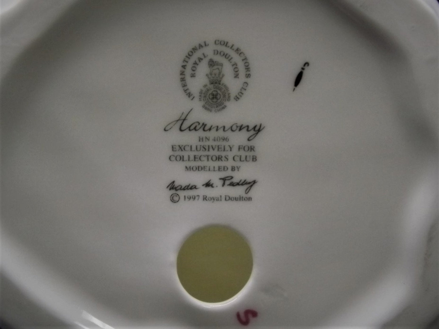 Vintage Royal Doulton Figurine: Harmony HN 4096, Hand-Decorated