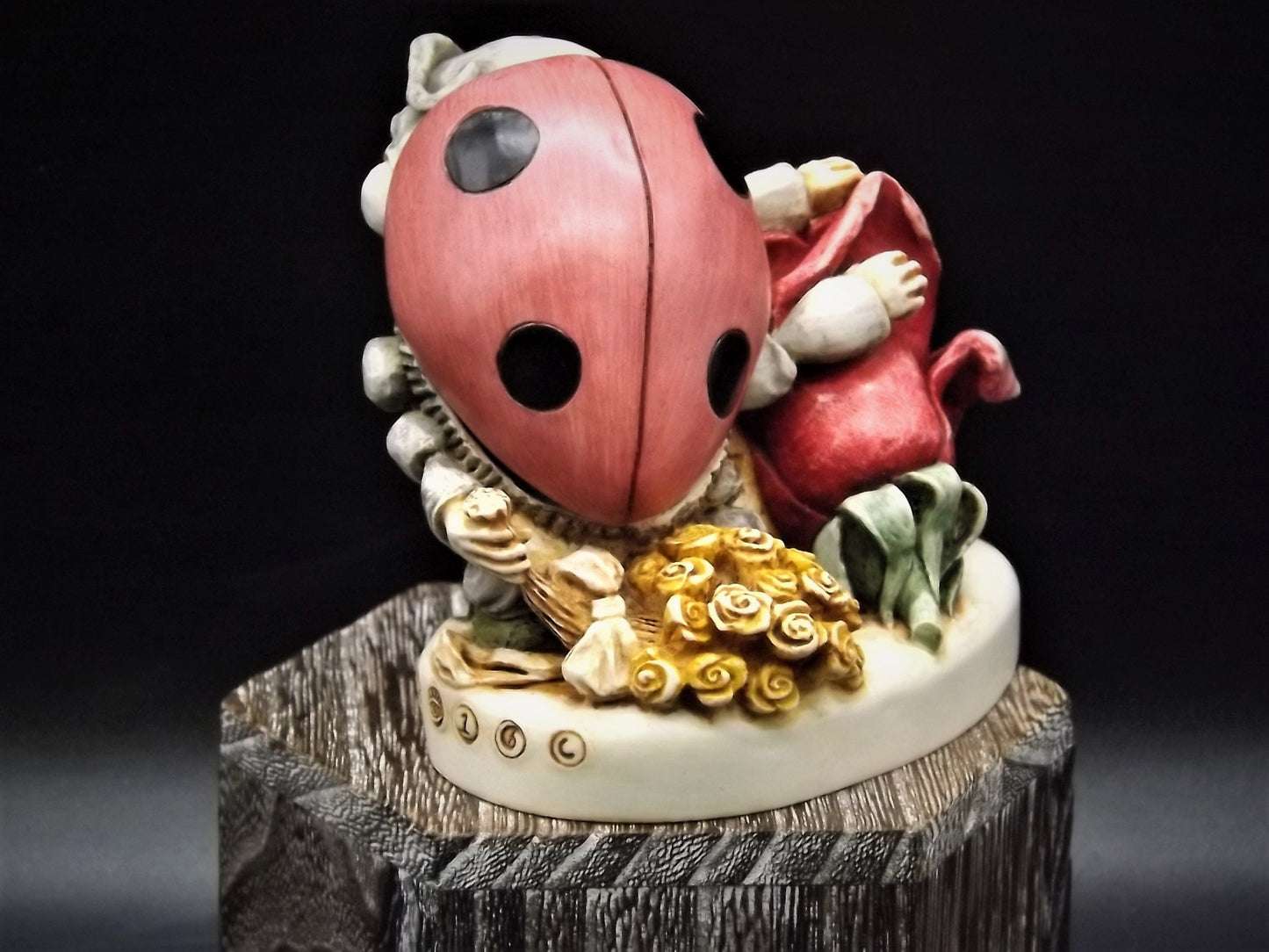 Harmony Kingdom Byron's Lonely Hearts Club Figurine - Retired 2000 (RW99LB) - With Original Box