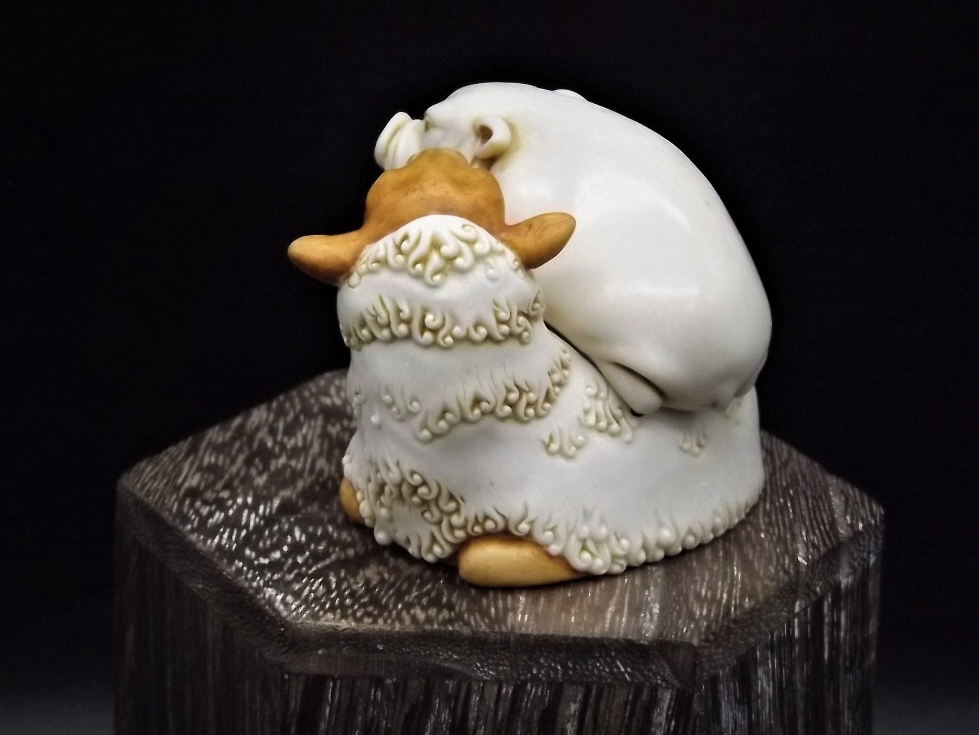 Adam Binder "Piggy Back" Figurine: A Country Affair 2003, Limited Edition