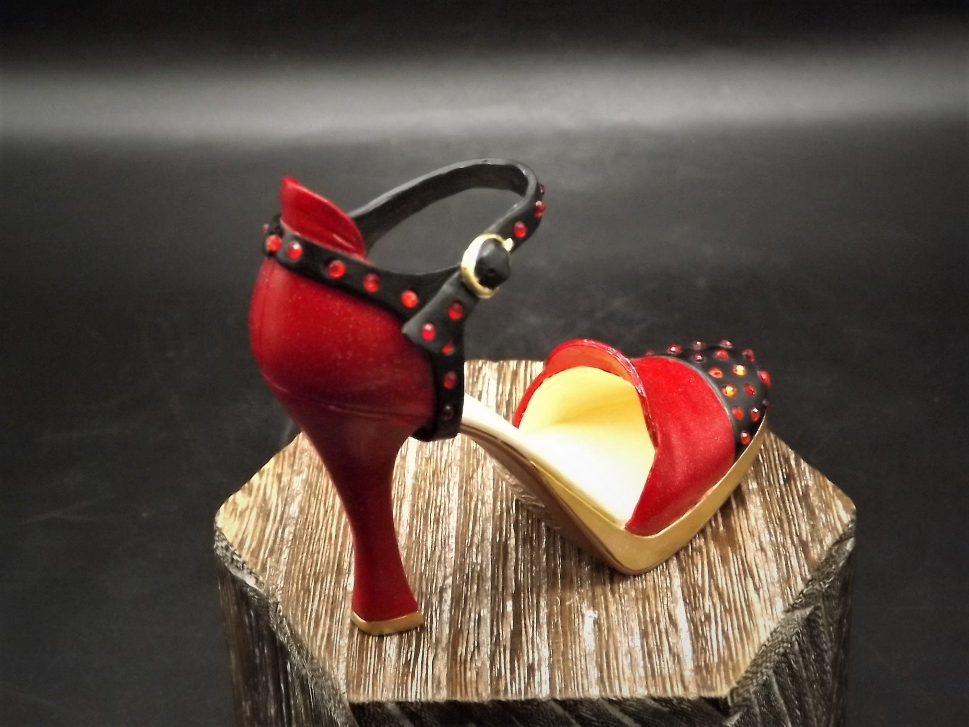 Closeout Sale! Vintage Just the Right Shoe by Raine "On Fire" miniature shoe collectible with original box. Item #25524