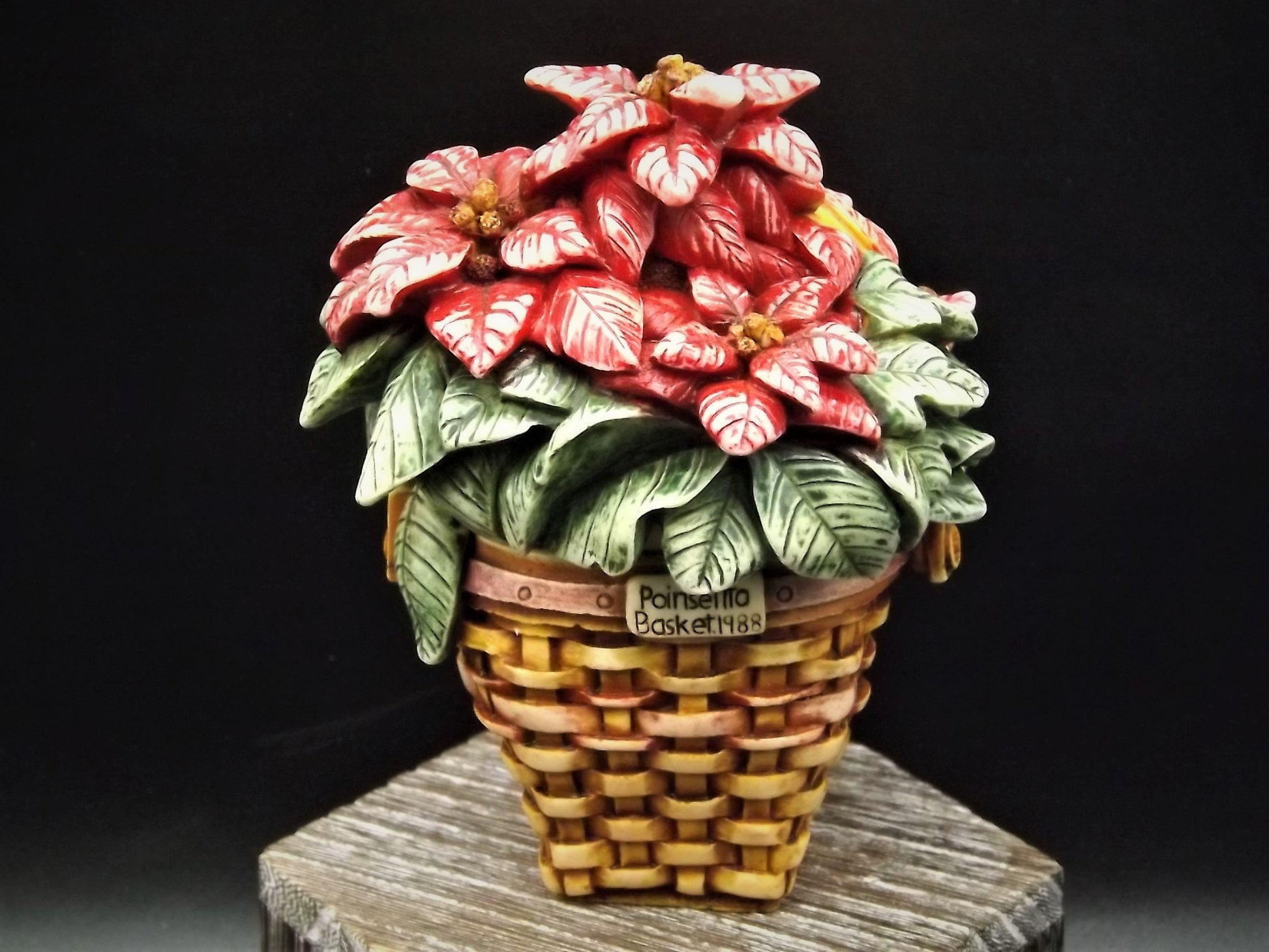 Harmony Kingdom Longaberger Poinsettia Basket Treasure Jest - Limited Edition