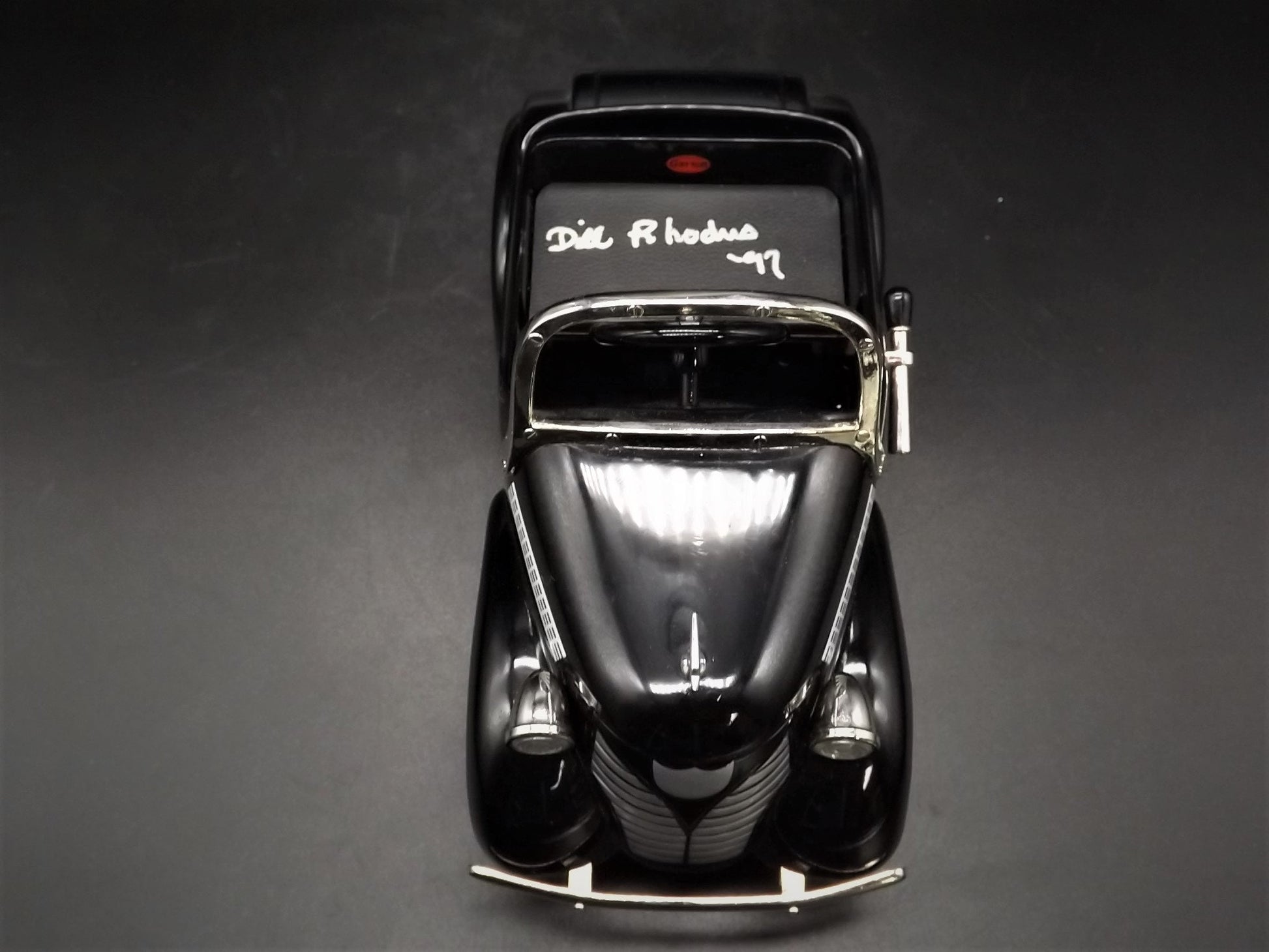 Sale! Vintage 1996 Hallmark Kiddie Car Classics 1937 Garten Ford Luxury Edition #17/2500 with original box and COA. Signed by Dill Rhodes!