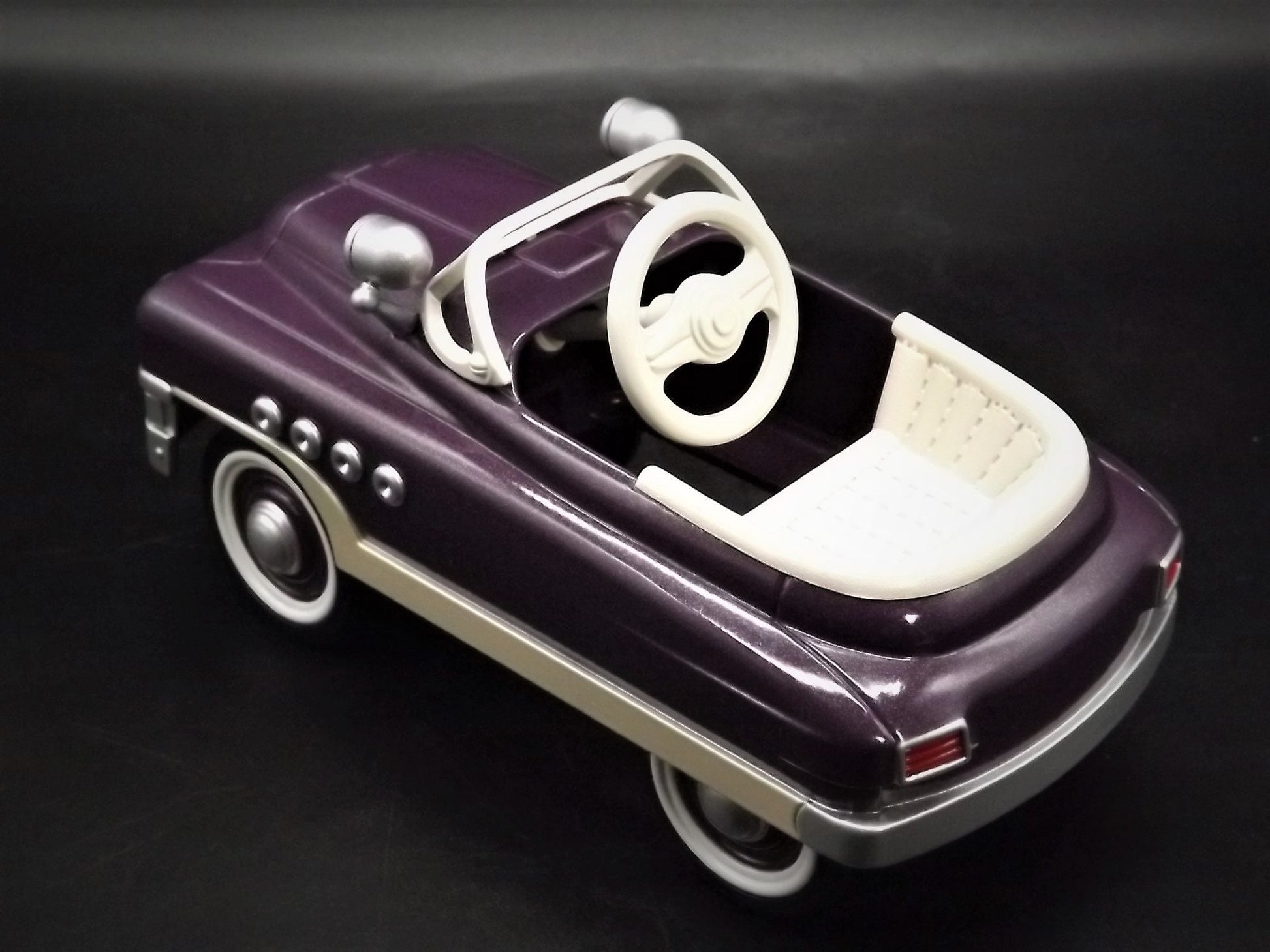 Vintage 1999 Hallmark Kiddie Car Classics 1949 Gillham Special - With Box & COA