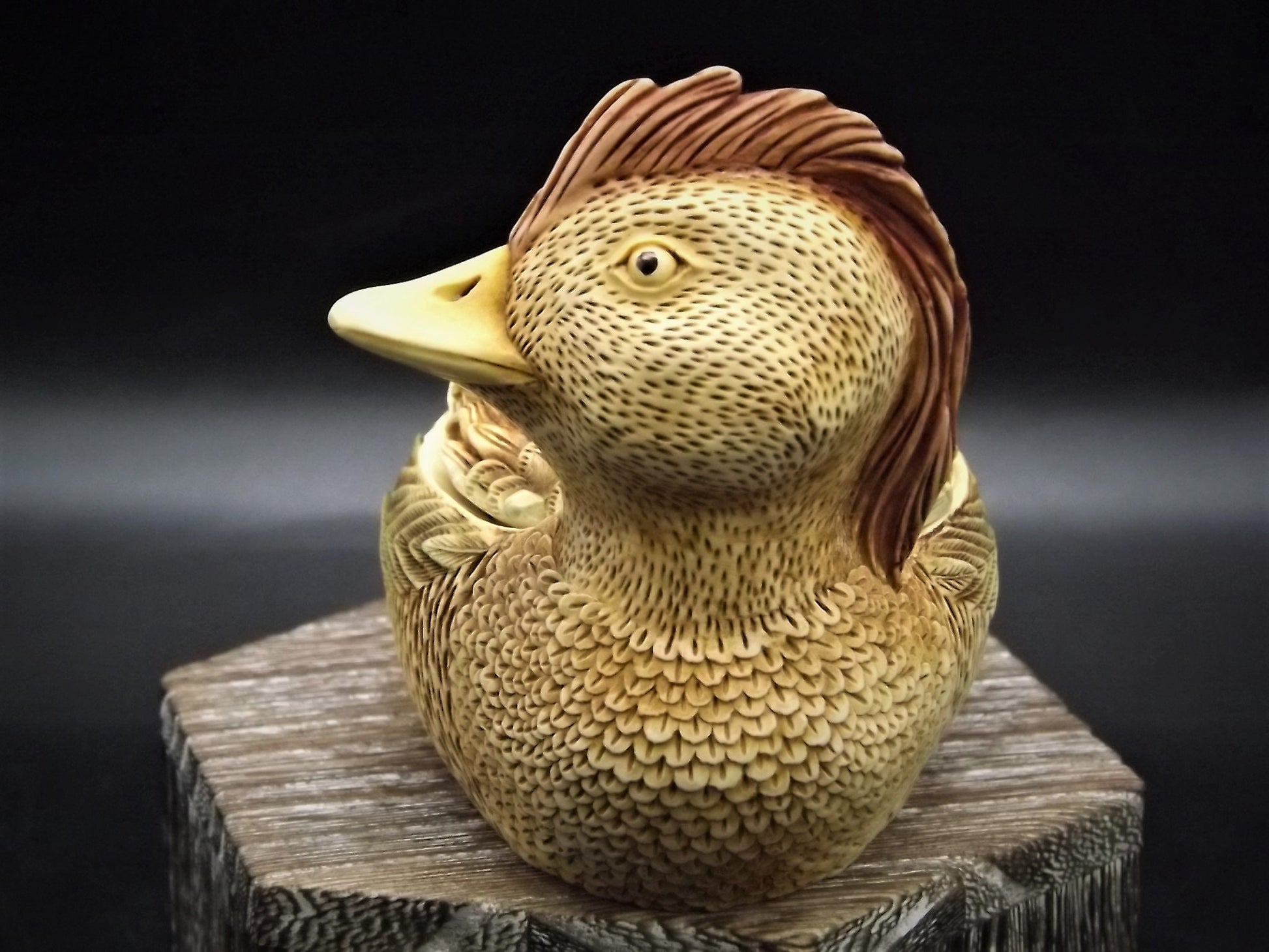 Closeout Sale! Vintage Harmony Kingdom "Keeping Current" Early Duck piece Excellent condition. with cracked egg inside.