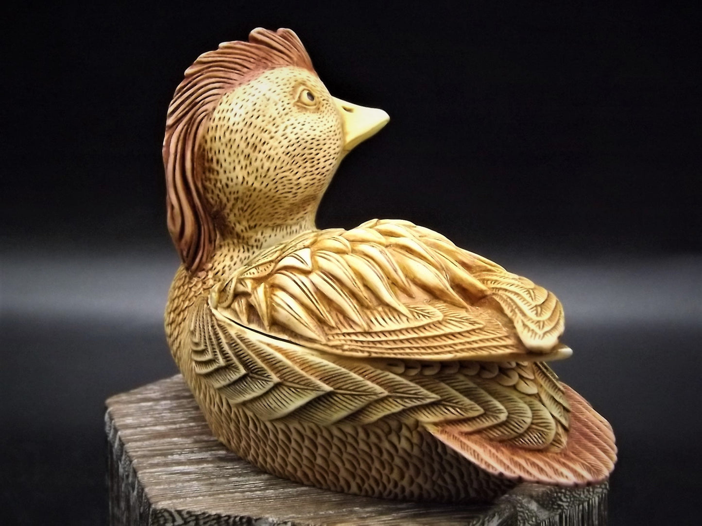 Closeout Sale! Vintage Harmony Kingdom "Keeping Current" Early Duck piece Excellent condition. with cracked egg inside.