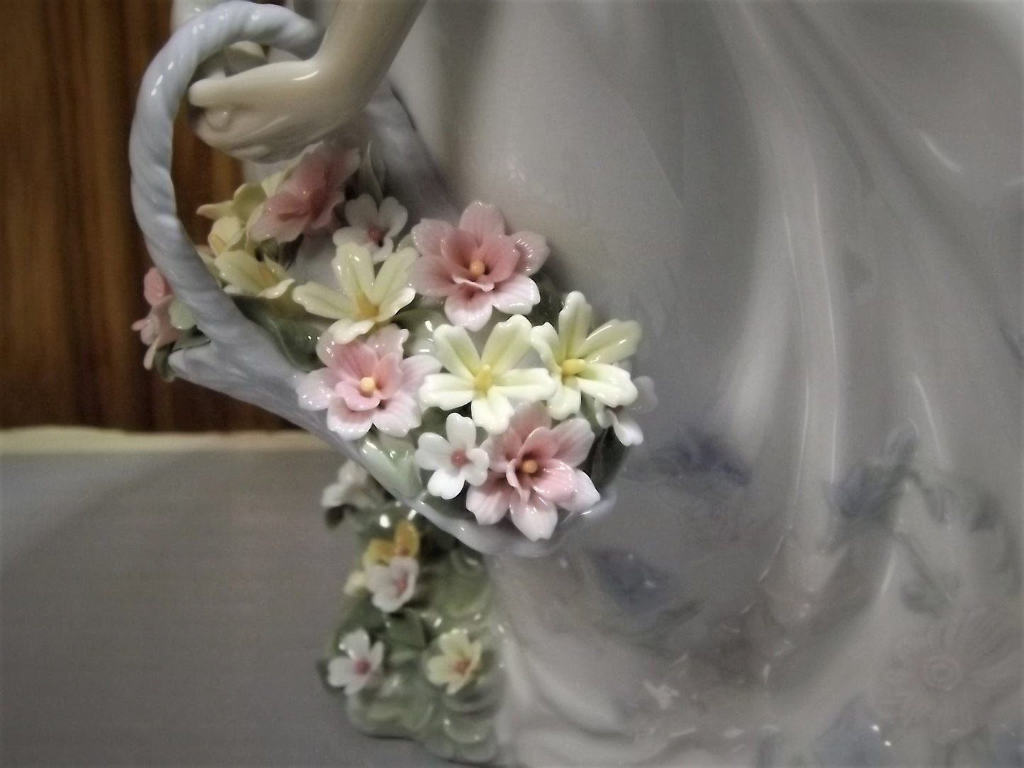 Vintage Lladro "Wild Flowers" Figurine #6647 with Box