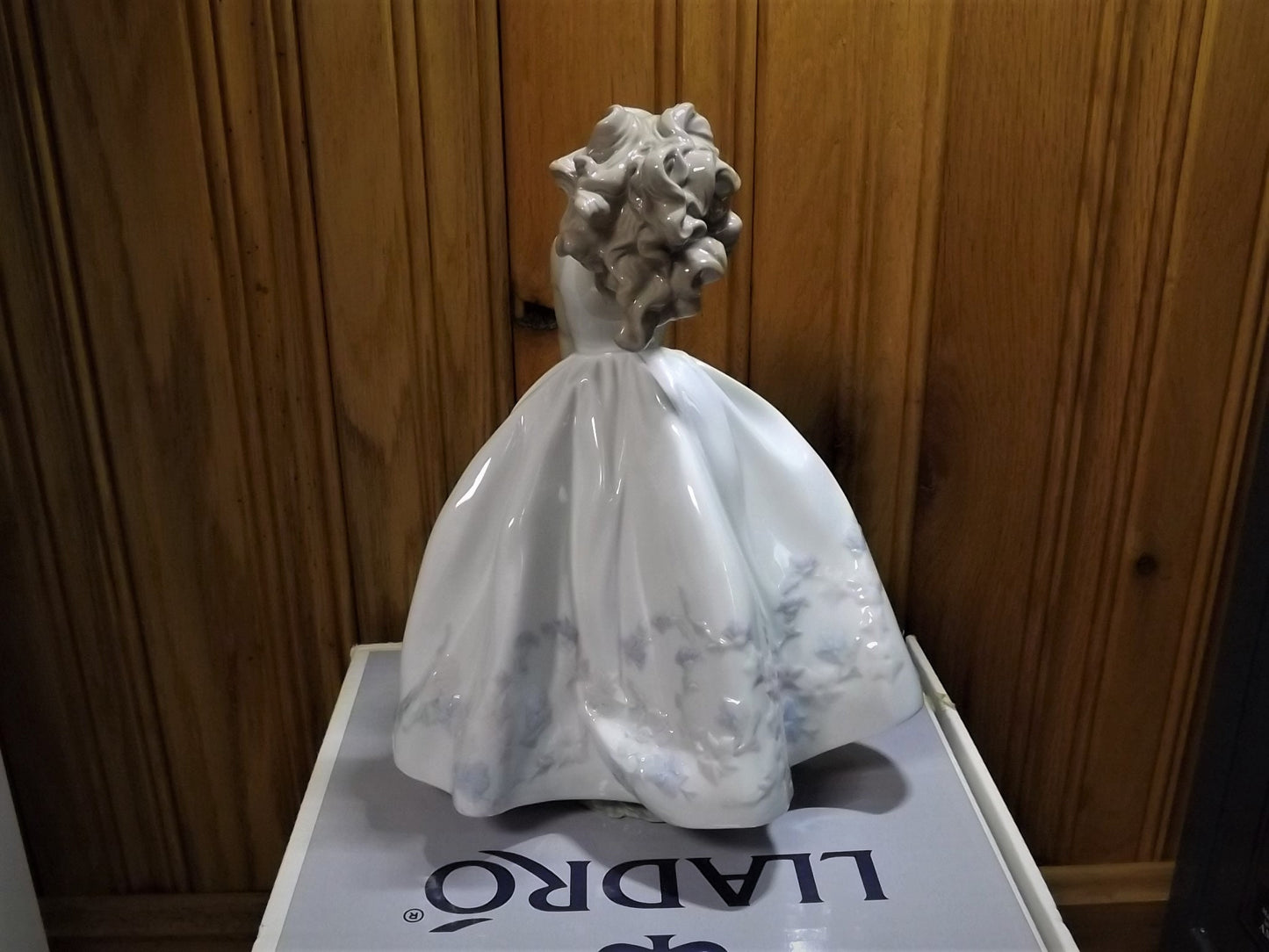 Vintage Lladro "Wild Flowers" Figurine #6647 with Box