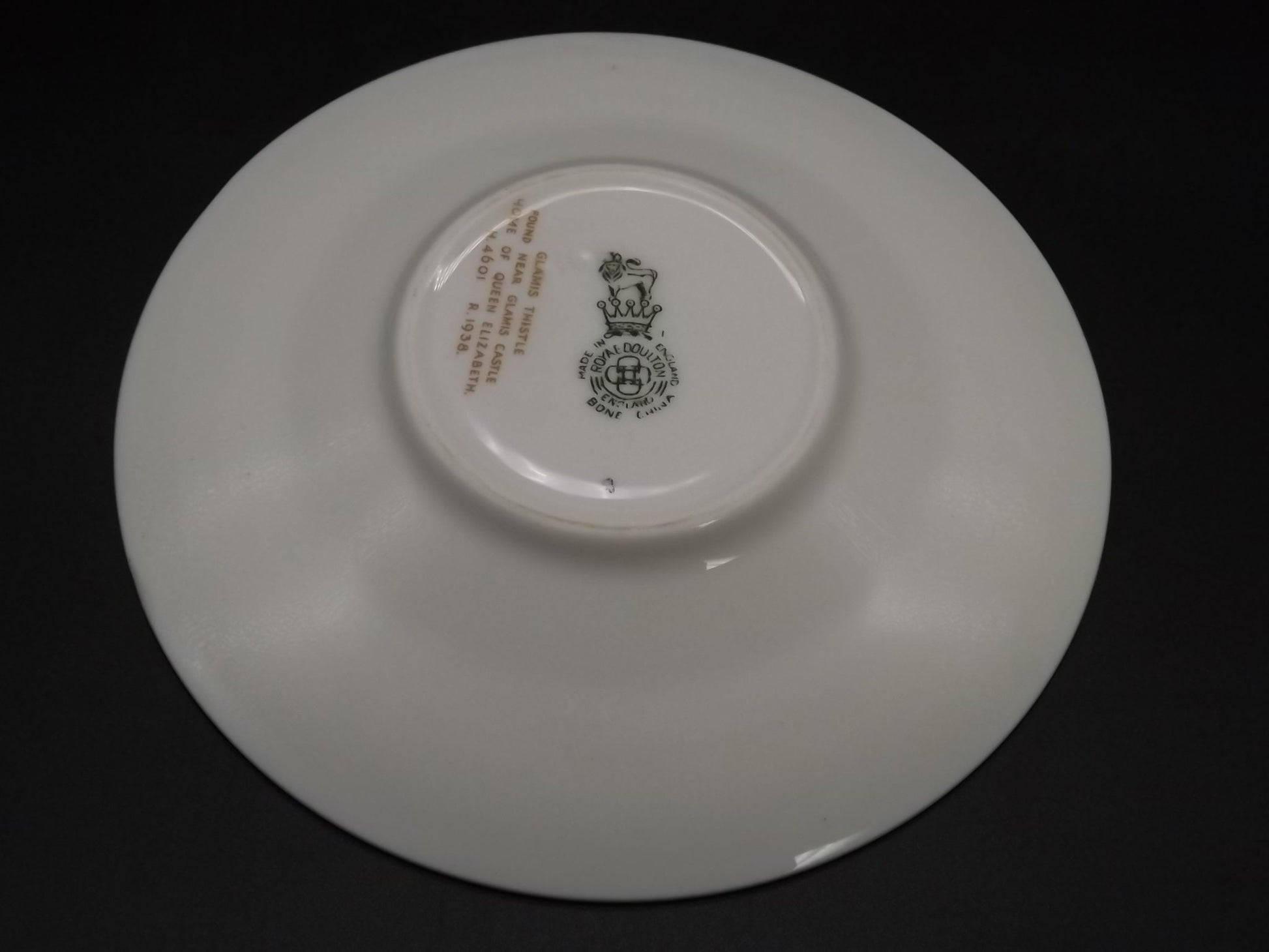 Vintage 1938 Royal Doulton H40601 Glamis Thistle porcelain Tea Cup and Saucer set with stand. Beautiful example as shown in the photos.