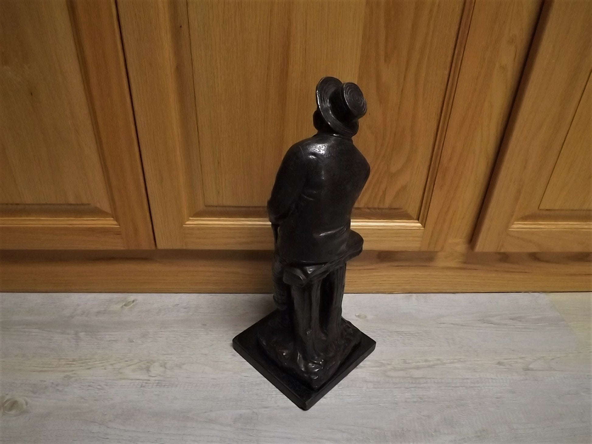 Closeout Sale! Vintage Bronze rare Charles Valton (1851-1918) Statue. This piece is in great shape - there are two small chips on base.