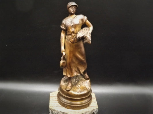 Closeout Sale! Vintage Maurice Constant (1892-1970) Bronze "Glaneuse" (Gleaner) statue circa 1930's This piece is in great shape.