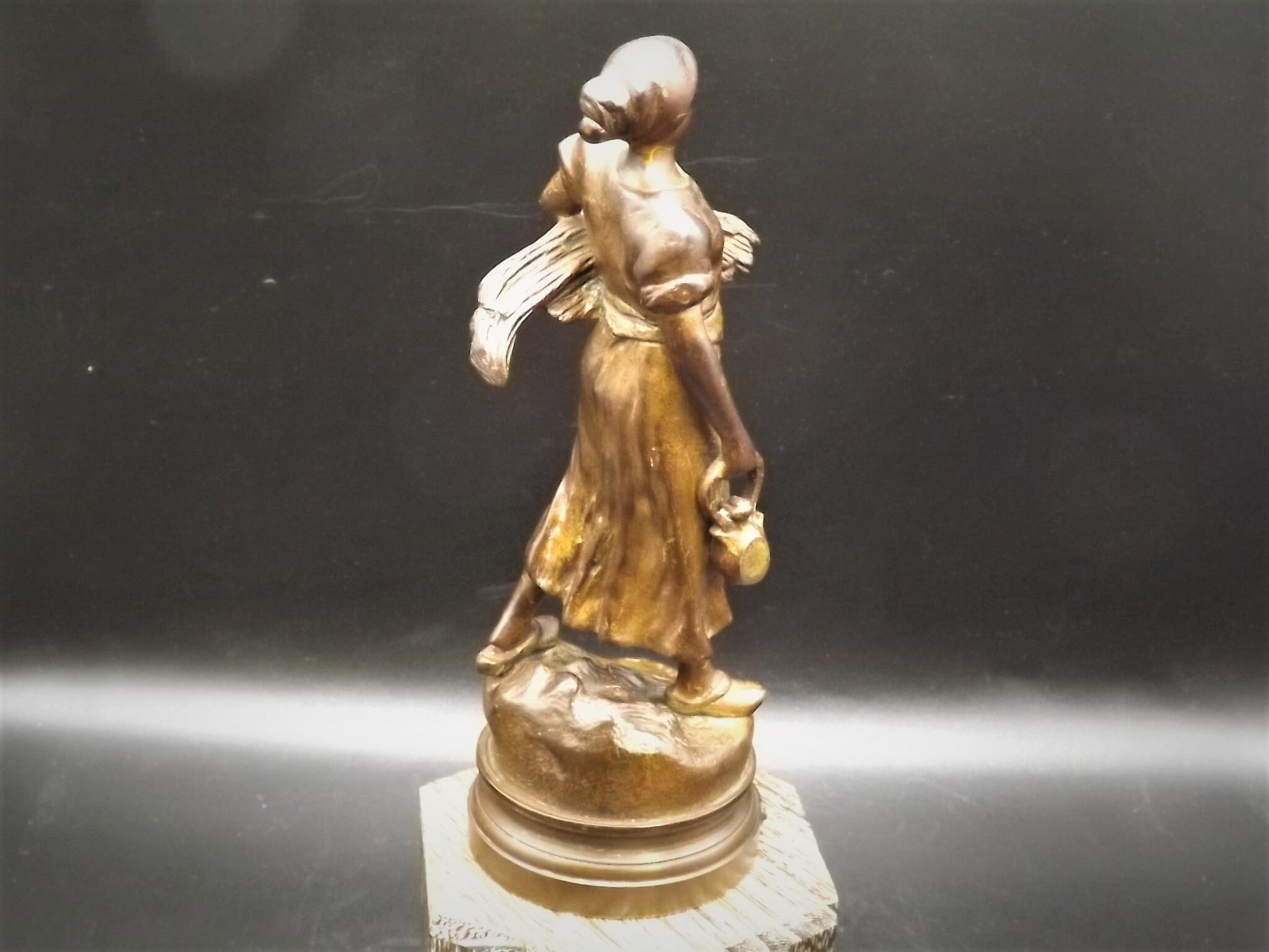 Closeout Sale! Vintage Maurice Constant (1892-1970) Bronze "Glaneuse" (Gleaner) statue circa 1930's This piece is in great shape.