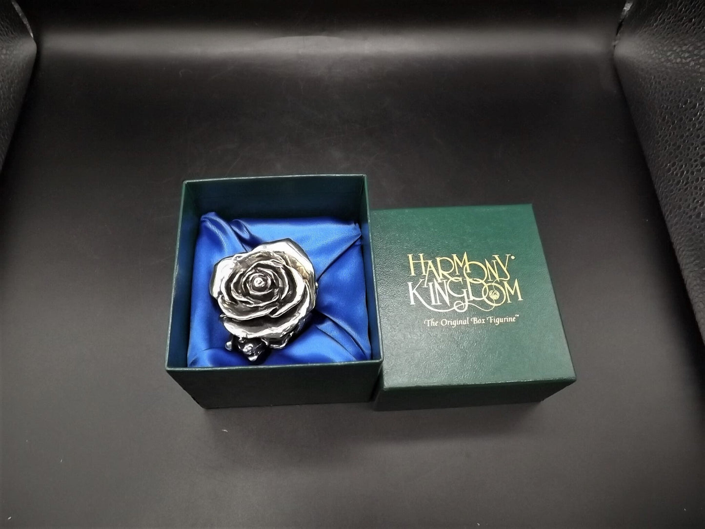 Vintage 1997 Harmony Kingdom LE #59/1000 Sterling Rose. .925 silver Figurine Excellent condition with original box and COA. Very rare!