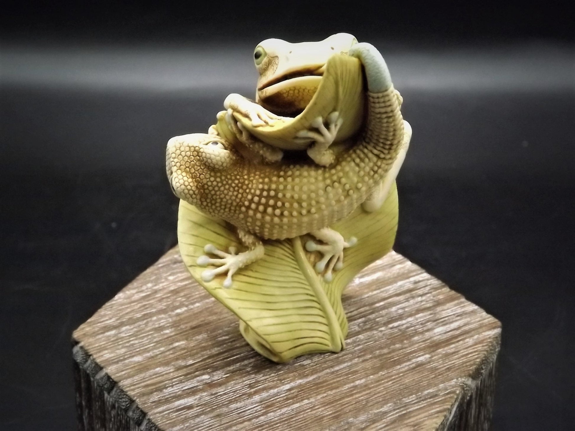 Adam Binder Let's Play series "Tree top tag". With original box and COA. Excellent shape limited edition #222/350.