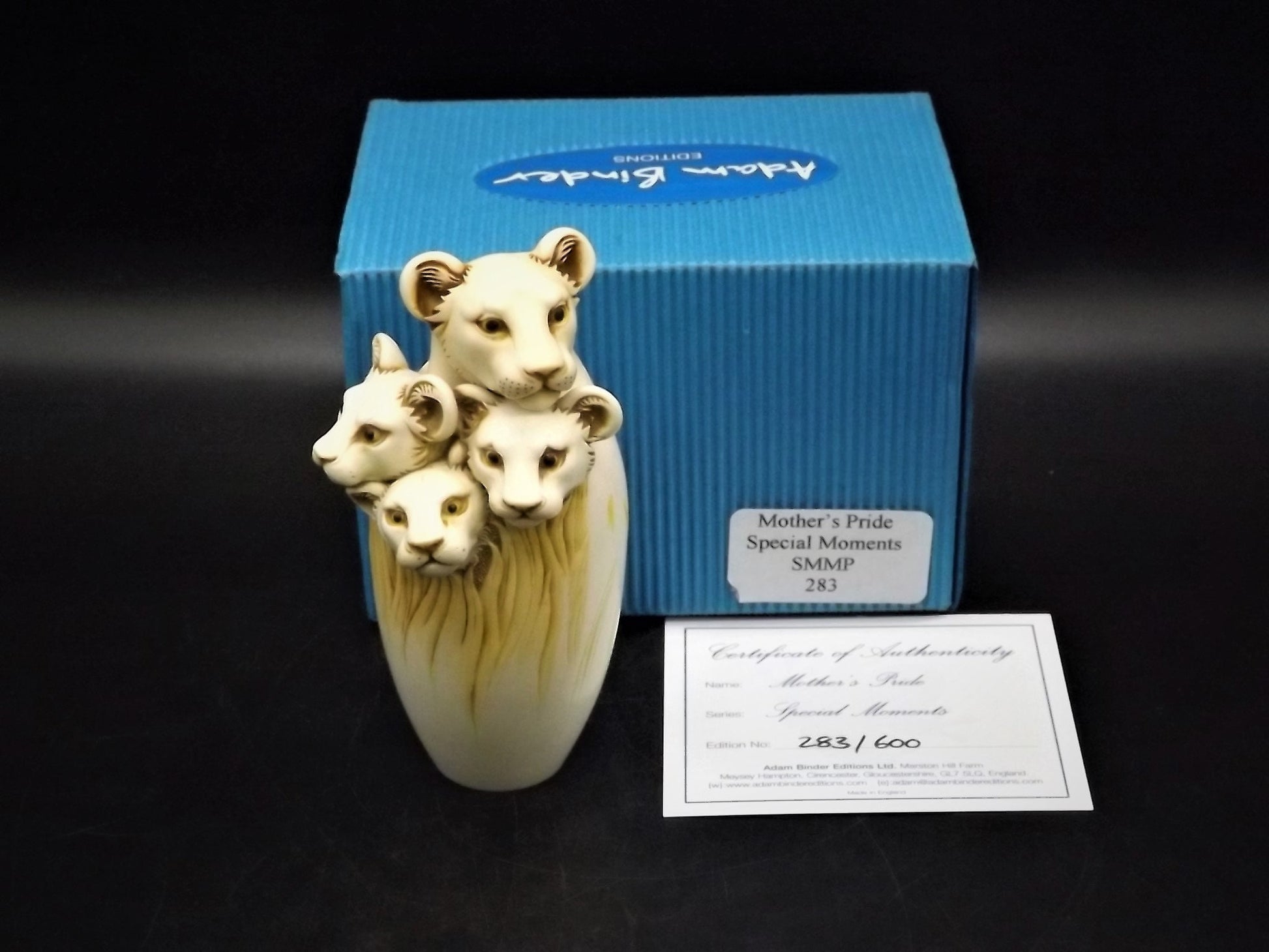 Adam Binder Special Moments series "Mothers Pride". With original box and COA. Excellent shape limited edition #283/600.