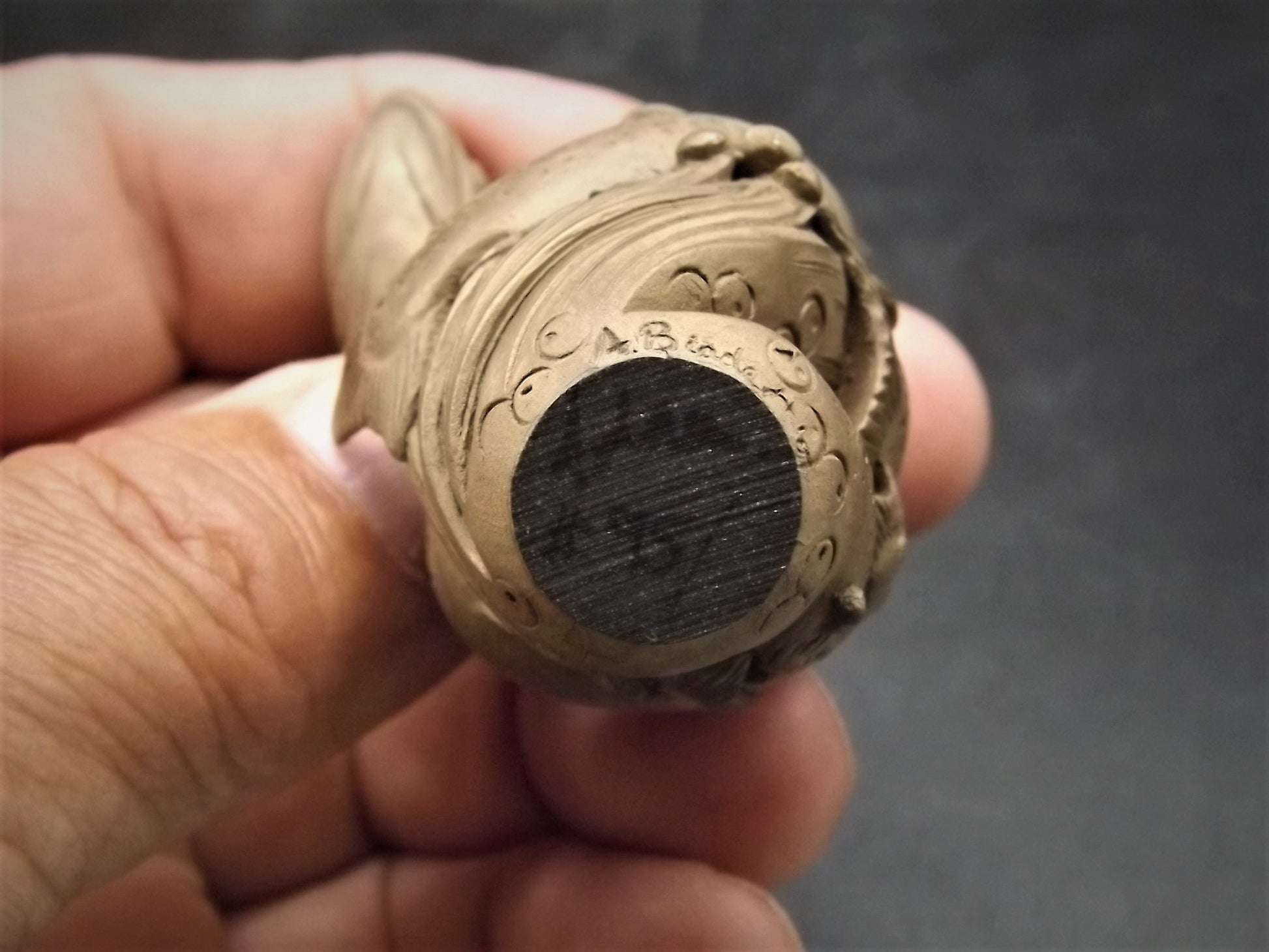 Rare Adam Binder Gallery series Cold Cast Bronze "Spawn Free". With original box and COA. Excellent shape limited edition #95.