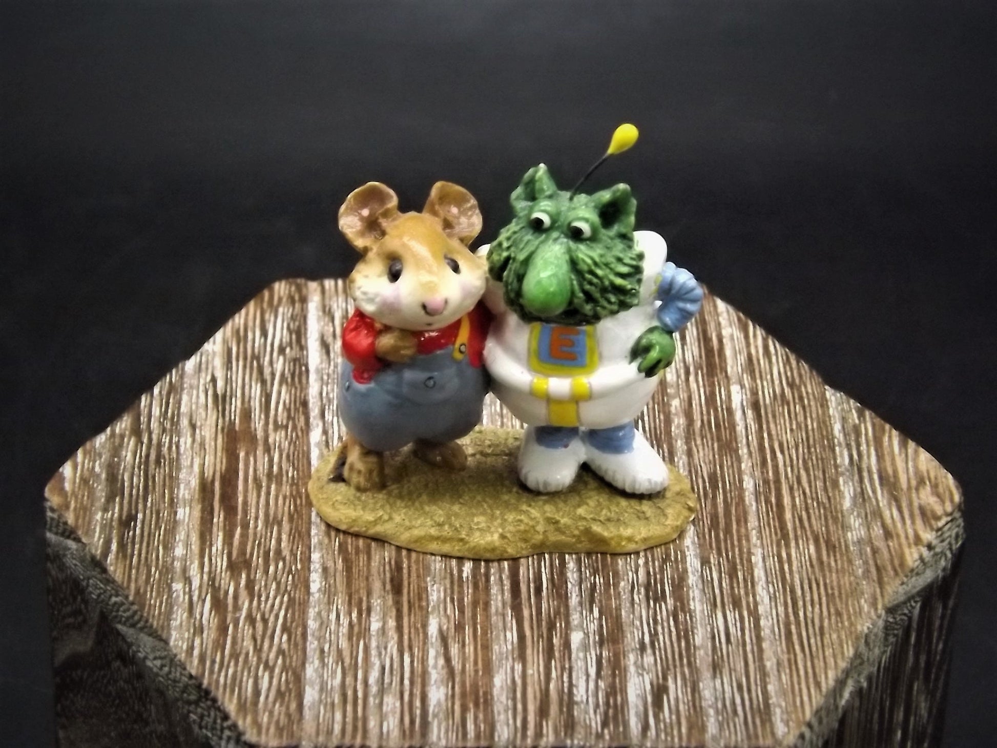 Vintage BK-01A Wee Forest Folk "Tom & Eon" Hand Painted Mouse and Alien friend