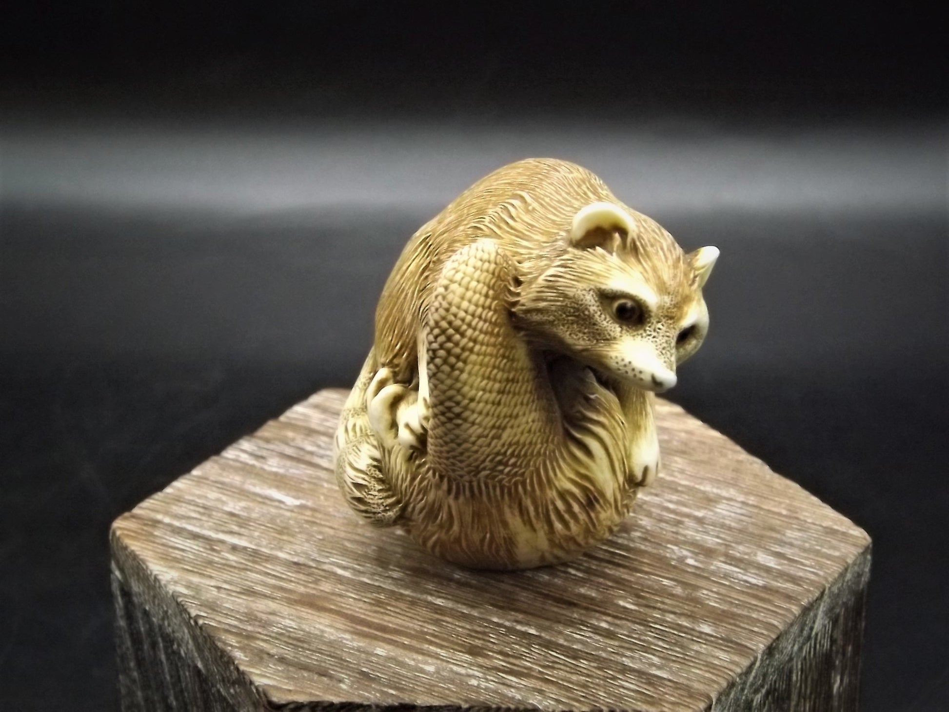 Adam Binder Let's Play series "Beaver and the Bandit". With original box and COA. Excellent shape limited edition #281/600.