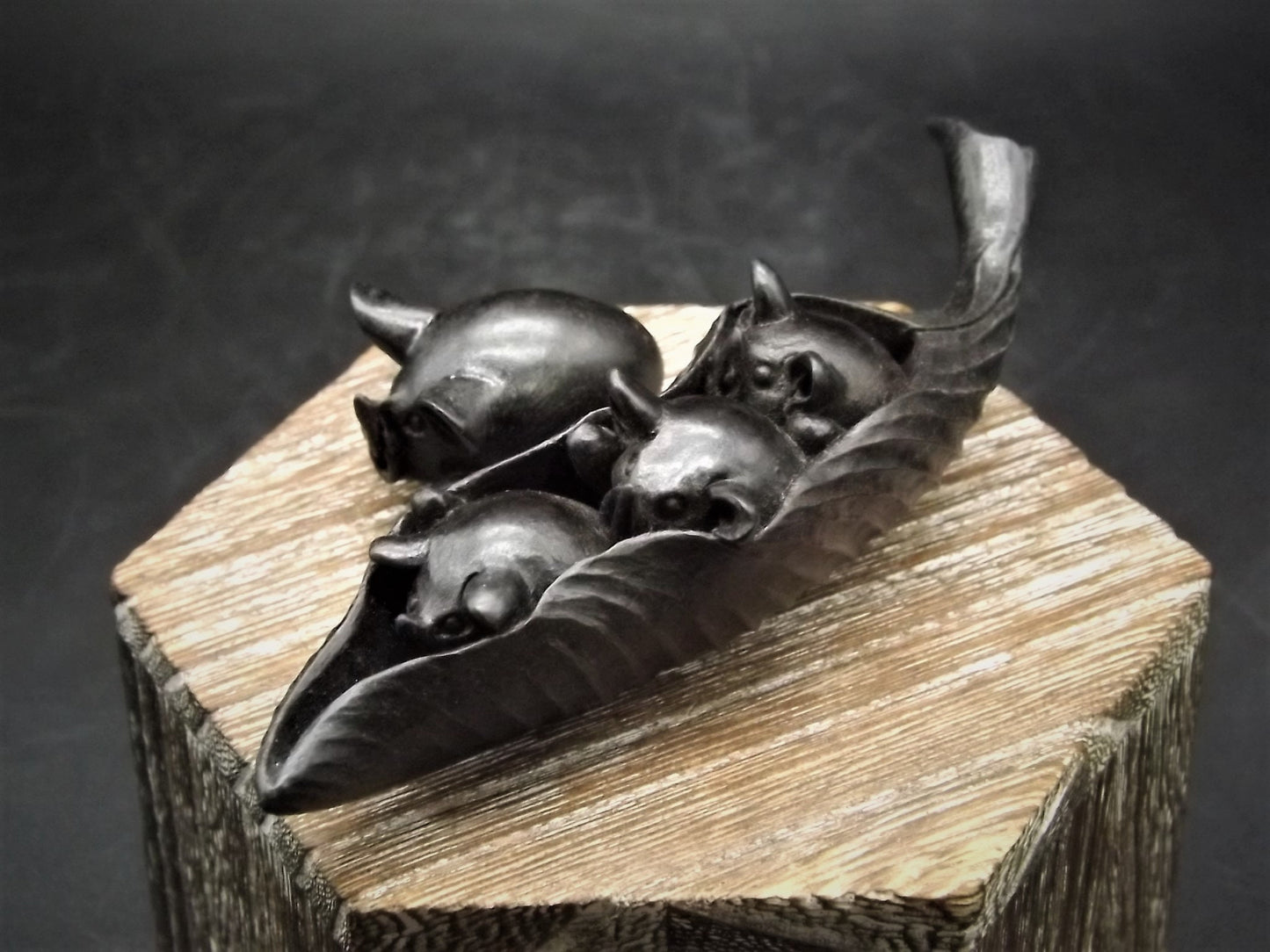 Adam Binder Let's Play series "Ebony Three Little Pigs". With original box and COA. Excellent shape limited edition #85/150.