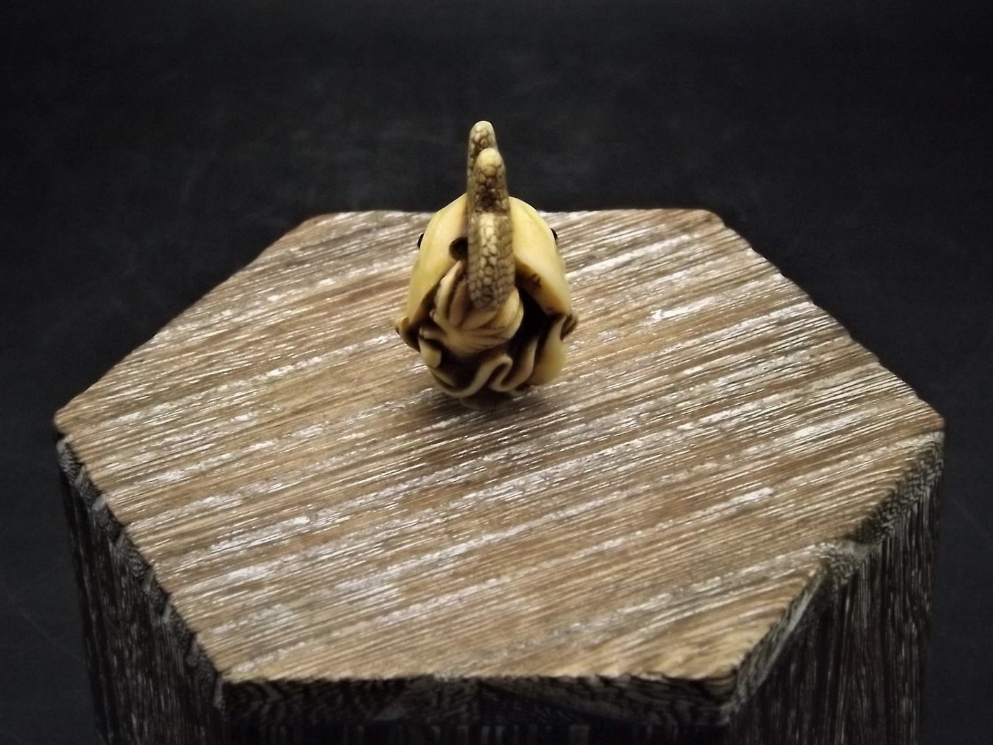 Adam Binder Netsuke "Rooster Mask". With original box and COA. Excellent shape limited edition #277/400