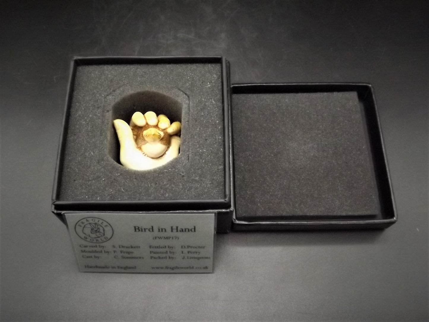 Fragile World "Bird in Hand" Figurine by Martin Perry Studios. Limited Edition to only 250 pieces with original box and COA. Excellent!