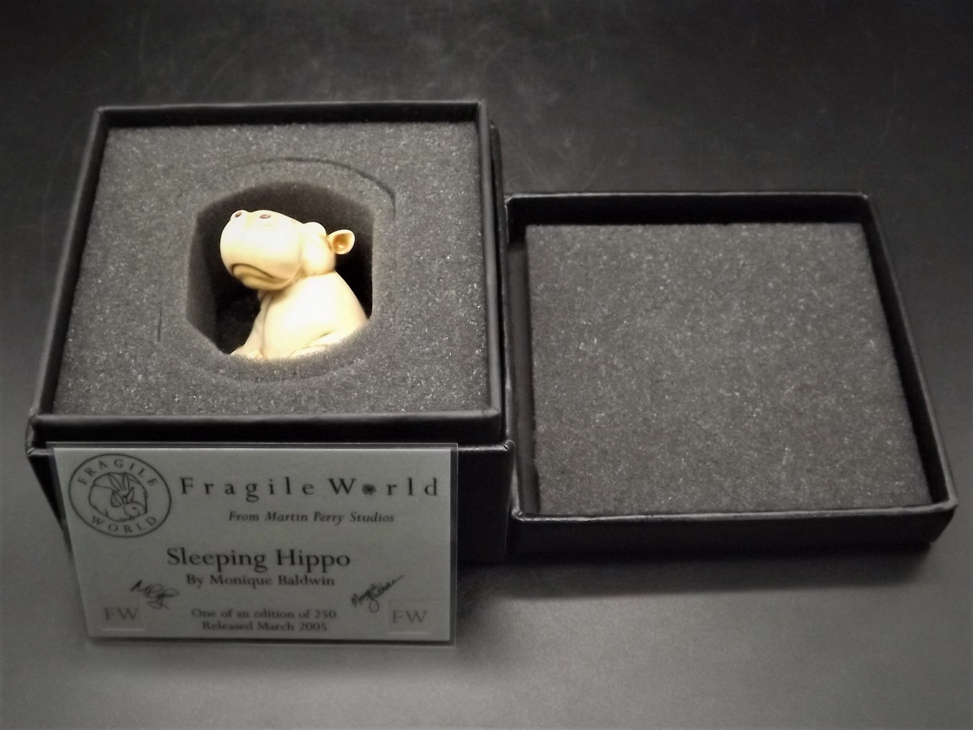 Fragile World "Sleeping Hippo" Figurine by Martin Perry Studios. Limited Edition to only 250 pieces with original box and COA. Excellent!