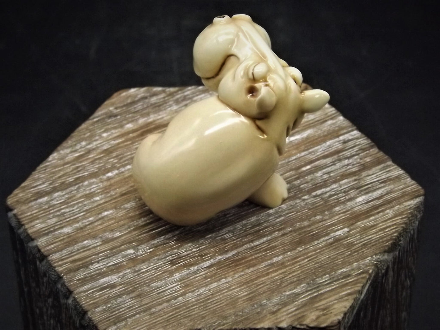 Fragile World "Sleeping Hippo" Figurine by Martin Perry Studios. Limited Edition to only 250 pieces with original box and COA. Excellent!