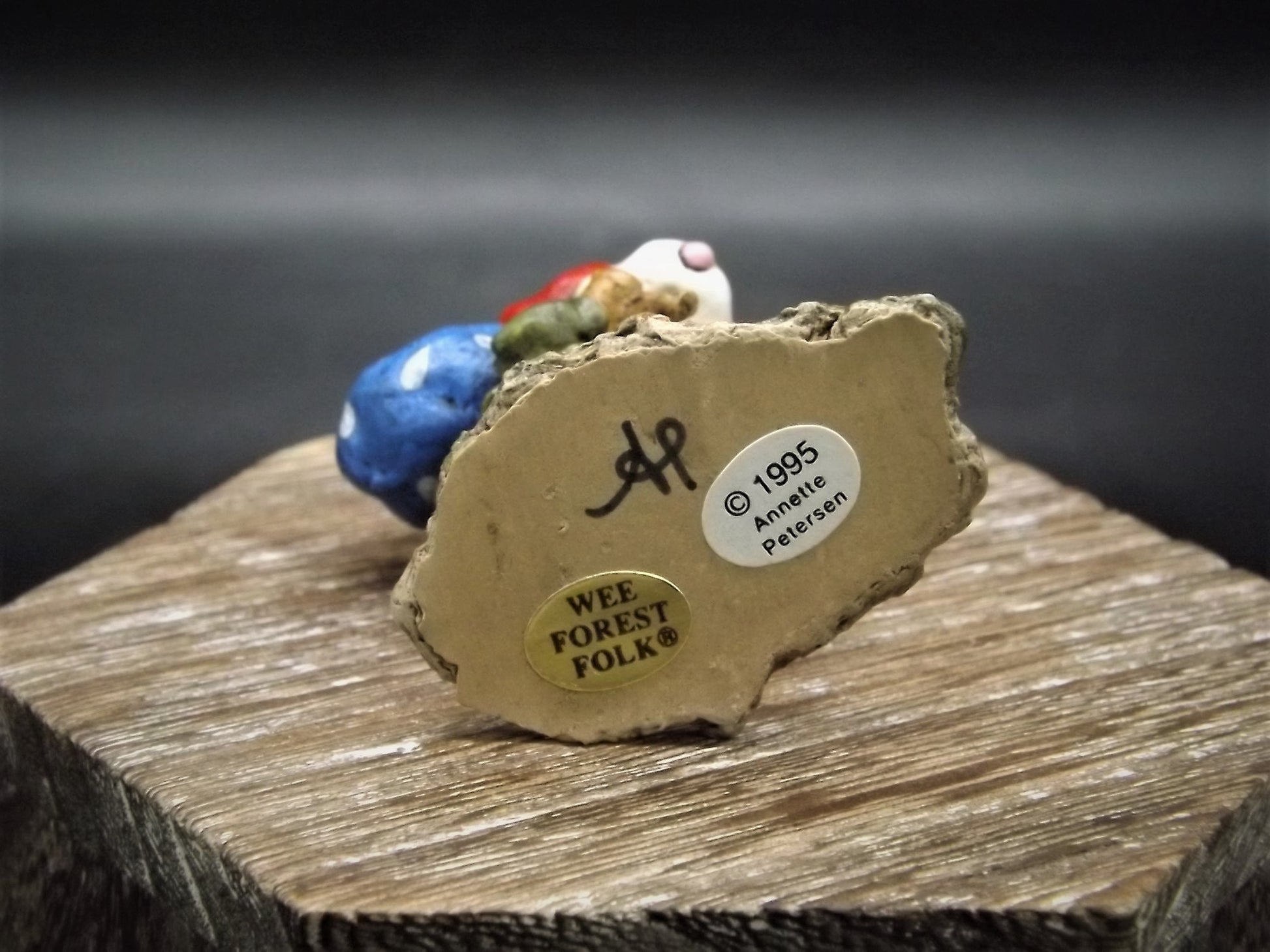 Vintage Wee Forest Folk Mouse Figurine: 1995 "Wanderlust" Lantern