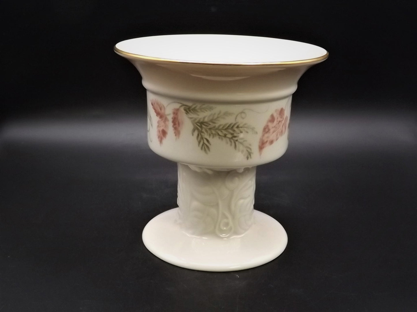 Vintage Lenox "Nature's Impressions" Pillar Candle stand. Excellent condition no box.