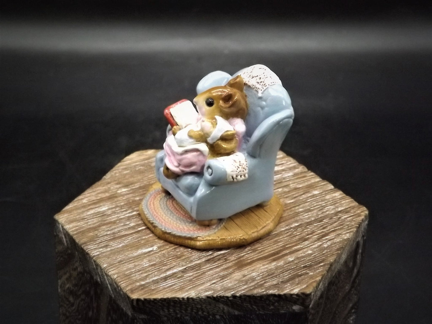 Vintage Wee Forest Folk Figurine: 1982 "Baby Sitter" Mouse Miniature
