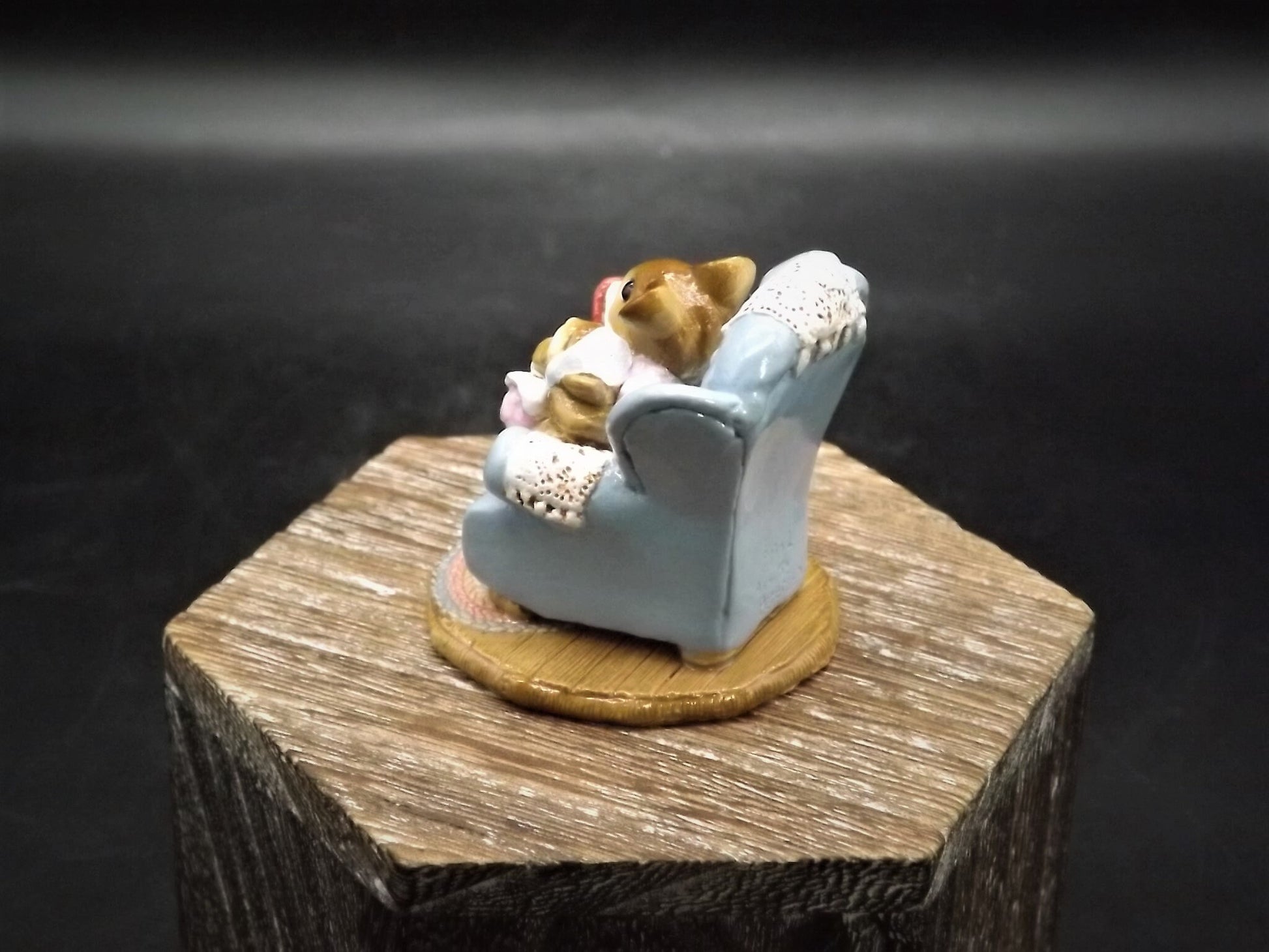 Vintage Wee Forest Folk Figurine: 1982 "Baby Sitter" Mouse Miniature