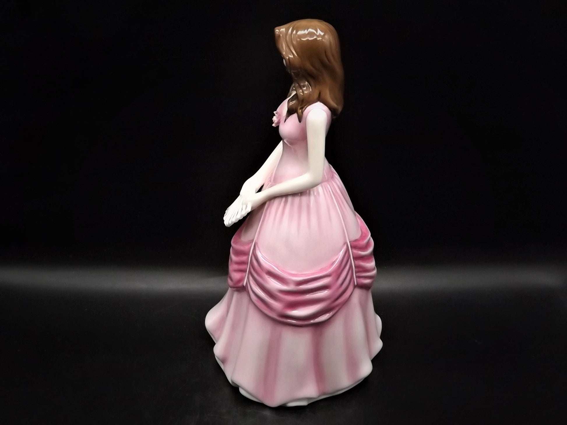 Vintage Royal Doulton Figurine: Pretty Ladies "Grace" Pink Ribbon Fan, HN 4906