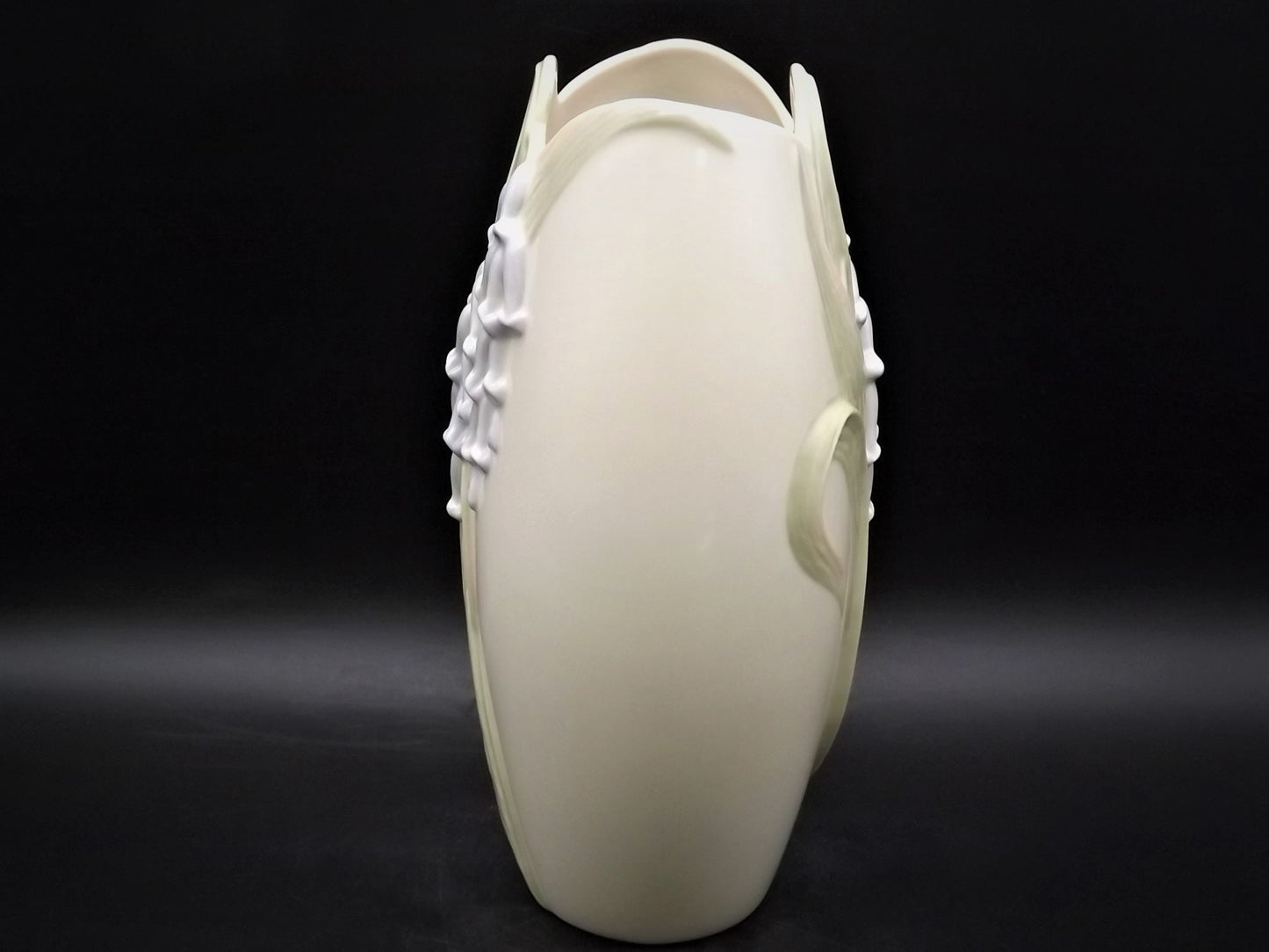 Vintage Lenox "Floral Blossoms" porcelain vase with Blue Bell flowers. Excellent condition no box.