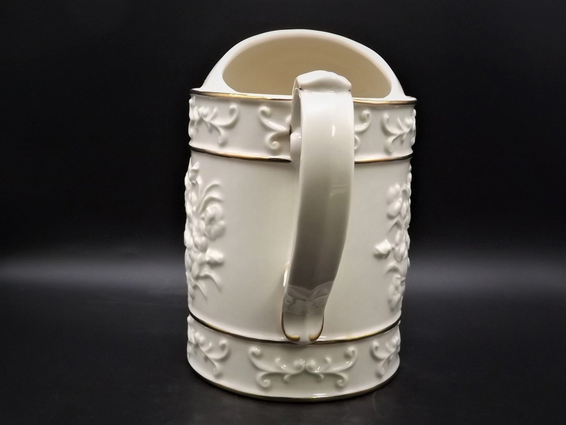 Vintage Lenox "Spring Showers" porcelain watering can flower vase. Excellent condition no box.