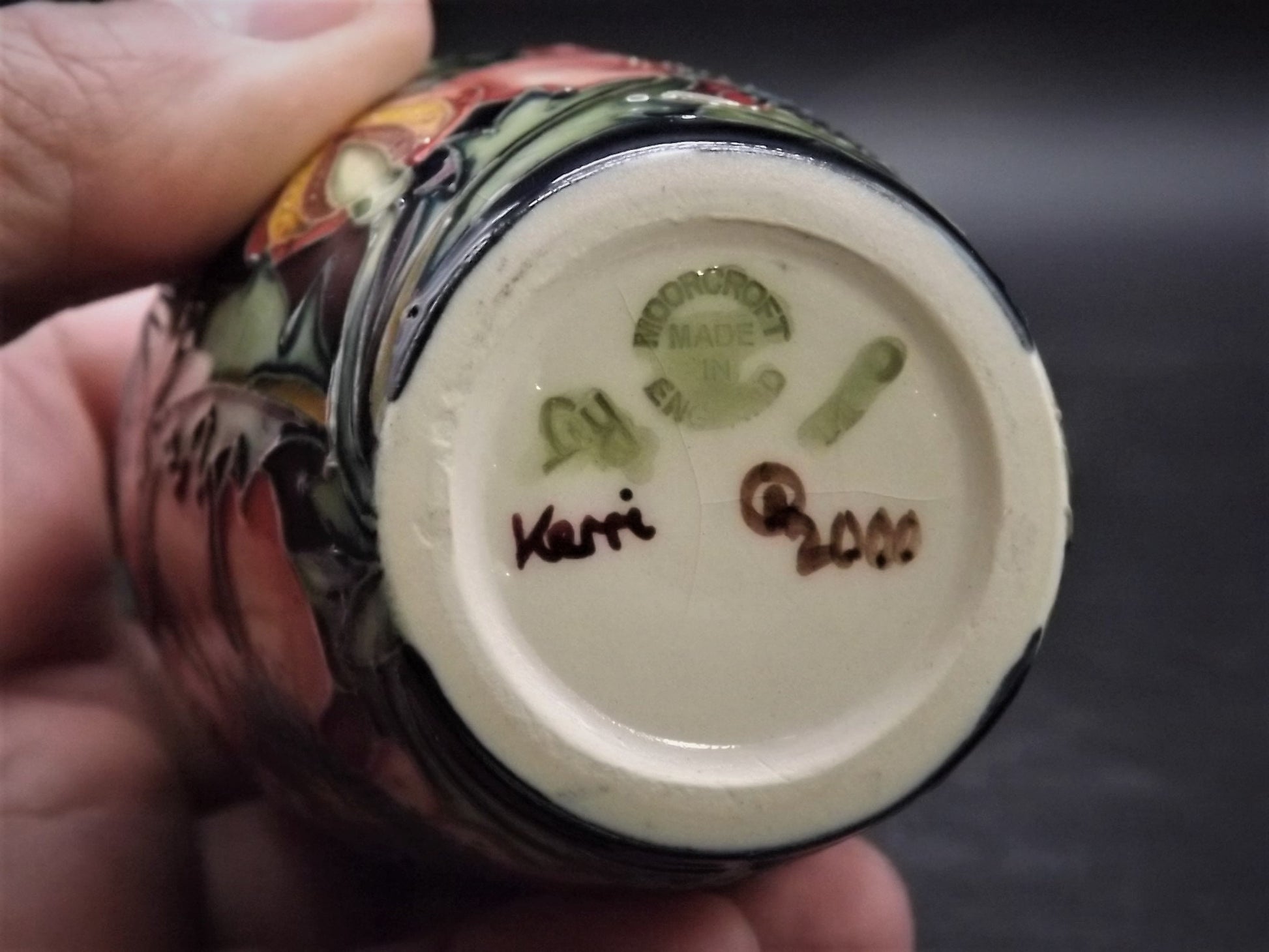 Vintage 2001 Moorcroft "Pheasants Eye" small Vase. This piece is stunning and in excellent condition.