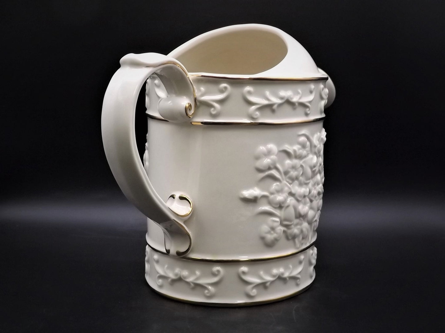 Vintage Lenox "Spring Showers" porcelain watering can flower vase. Excellent condition no box.