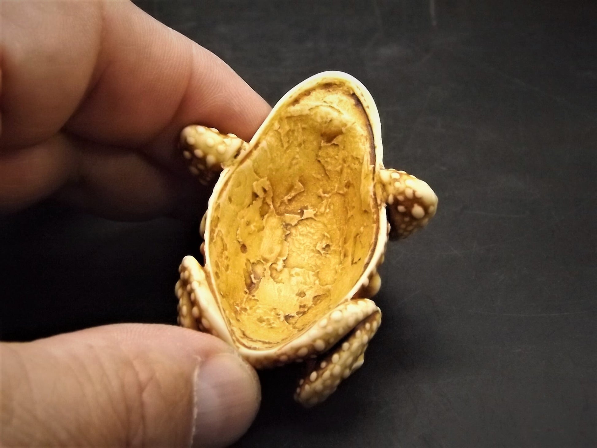 Retired 1992 Harmony Kingdom "Princely Thoughts" Rare early piece Excellent condition with an original box.