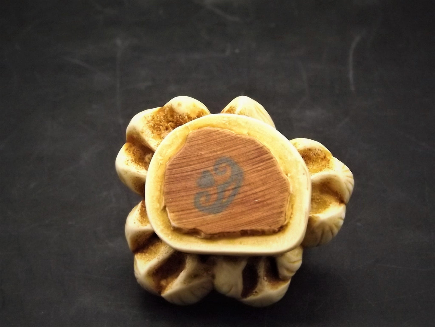 Retired 1997 Harmony Kingdom/Harmony Garden "Snowdrop" piece Excellent condition with original box.