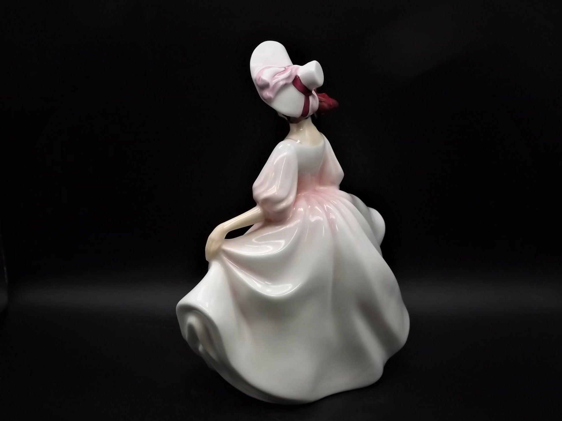 Vintage Royal Doulton "Sunday Best" figurine HN 2698. Introduced 1985 and retired 1995. Excellent condition!