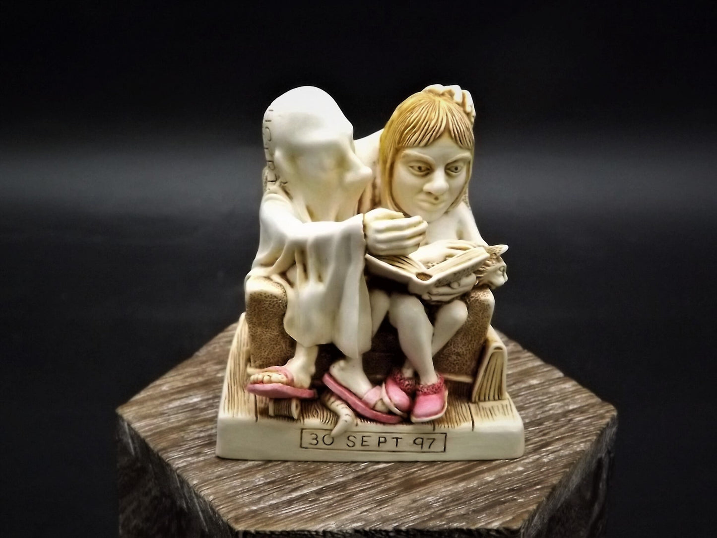 Retired 1998 Harmony Kingdom "Cotton Anniversary" piece Excellent condition. No Box.