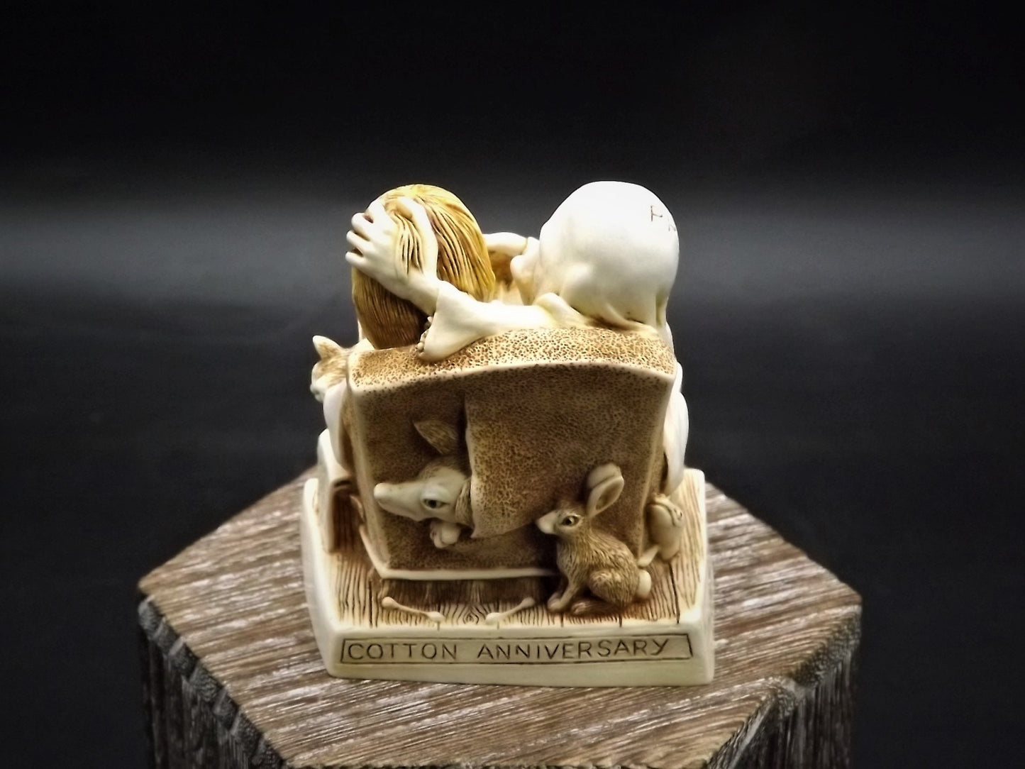 Retired 1998 Harmony Kingdom "Cotton Anniversary" piece Excellent condition. No Box.