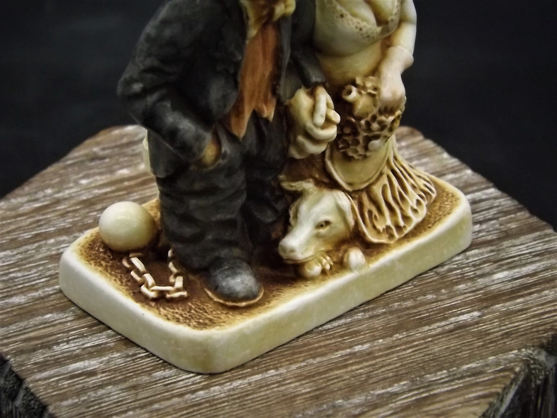 Retired 1996 Harmony Kingdom "The Big Day" wedding piece Excellent condition. No Box.