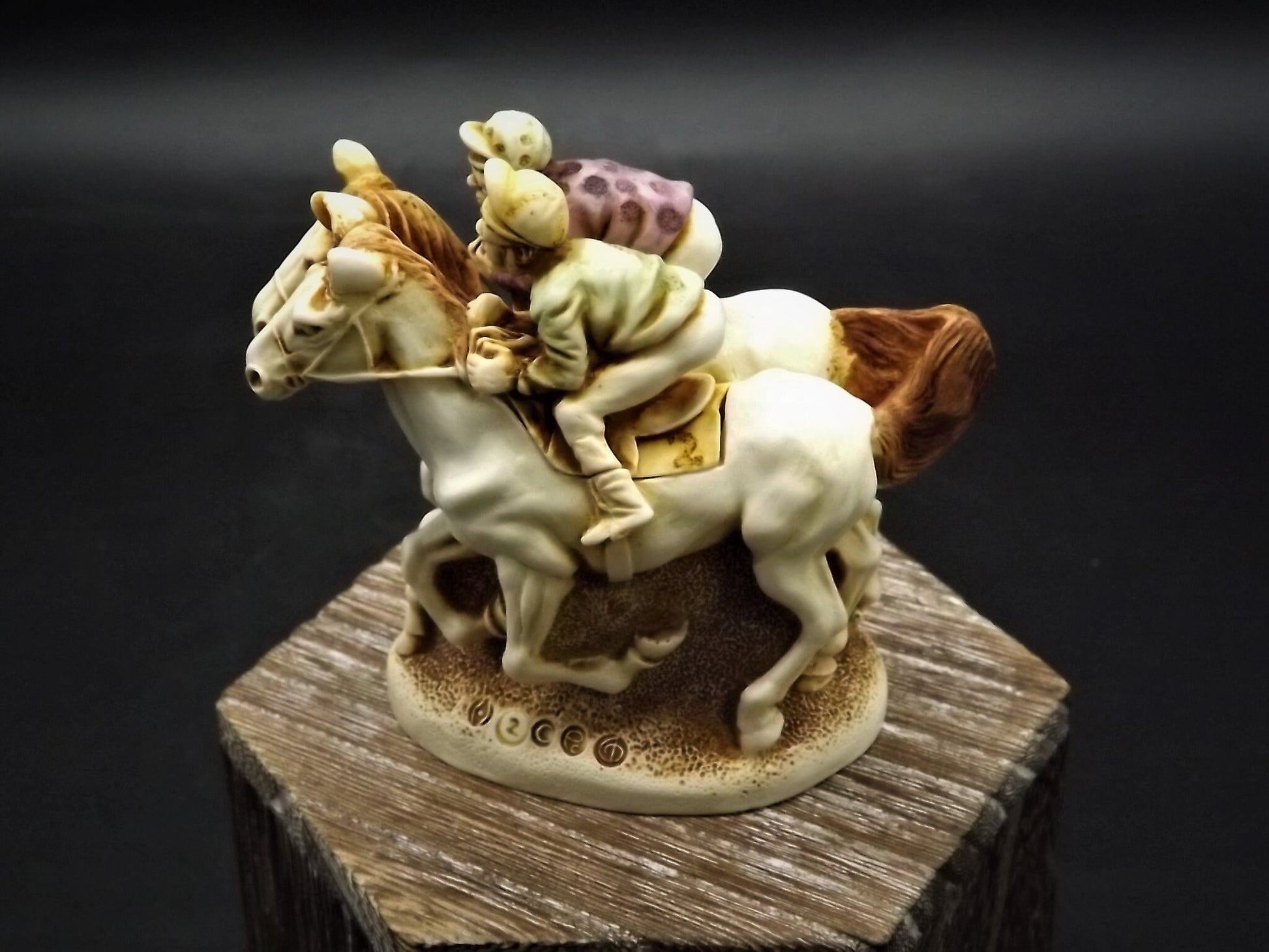 Retired 1996 Harmony Kingdom "Photo Finish" piece Excellent condition with original box.